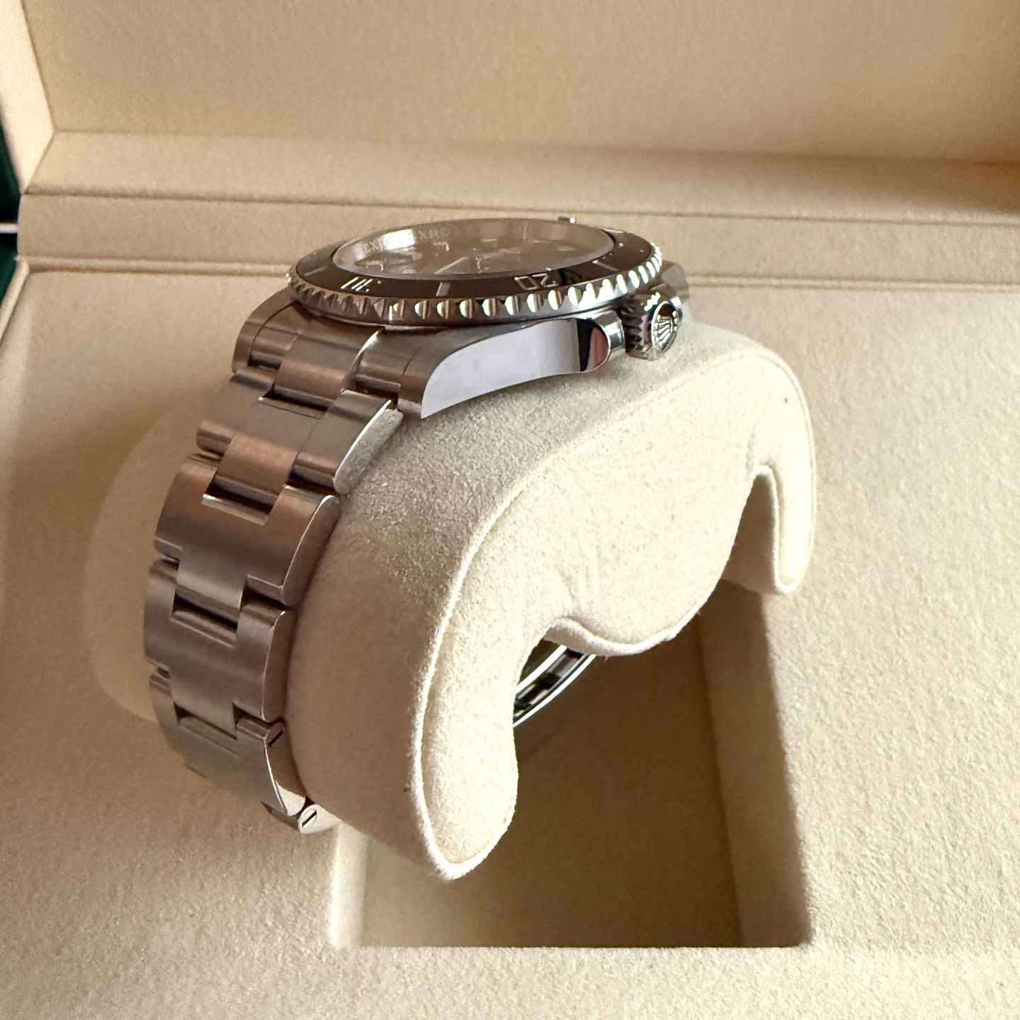 Rolex Submariner No Date 124060 - (3/7)