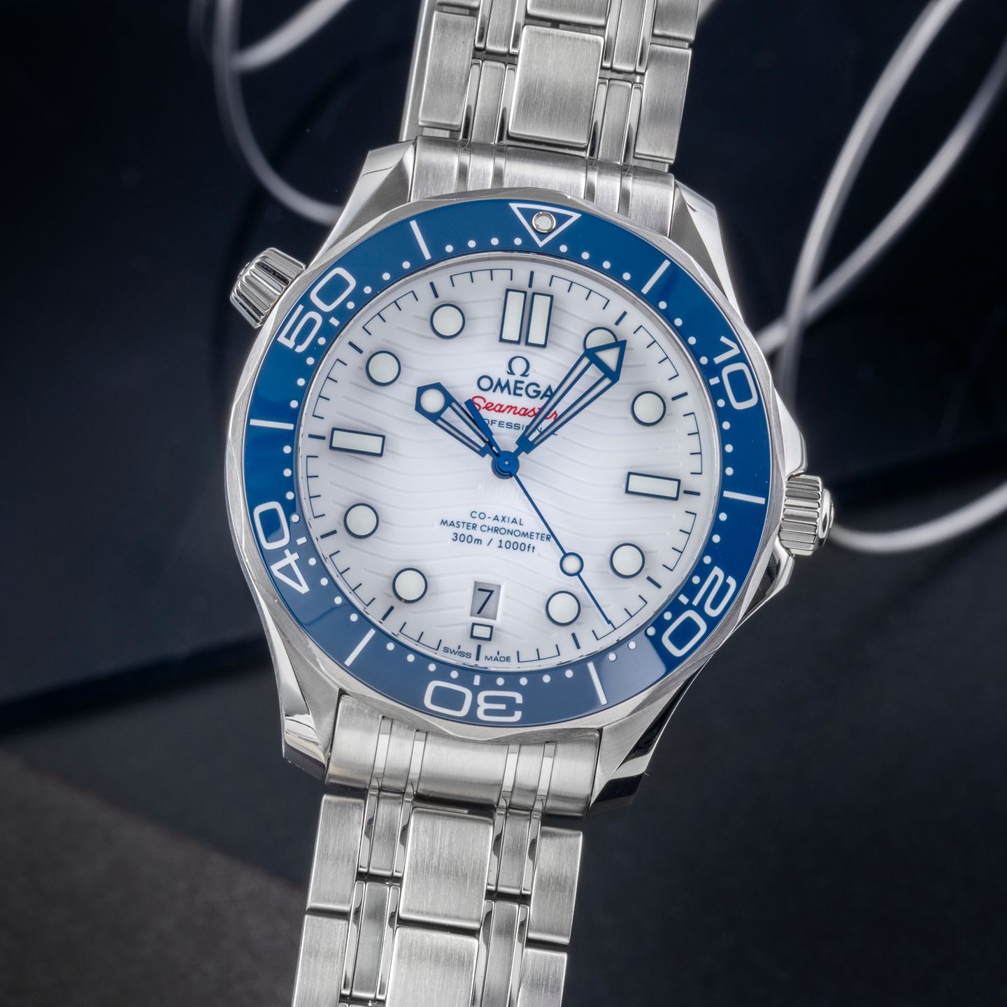 Omega Seamaster Diver 300 M 522.30.42.20.04.001 (Onbekend (willekeurig serienummer)) - Wit wijzerplaat 42mm Staal (3/8)