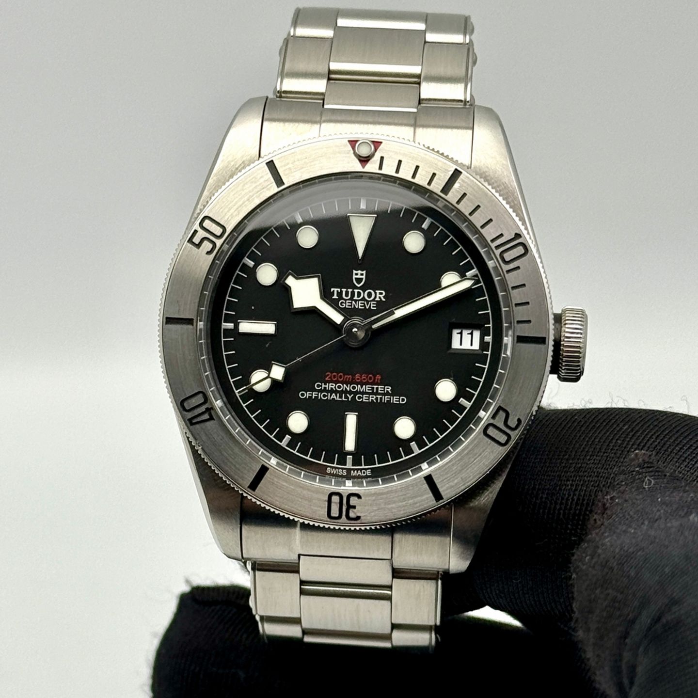 Tudor Black Bay Steel 79730 - (3/8)