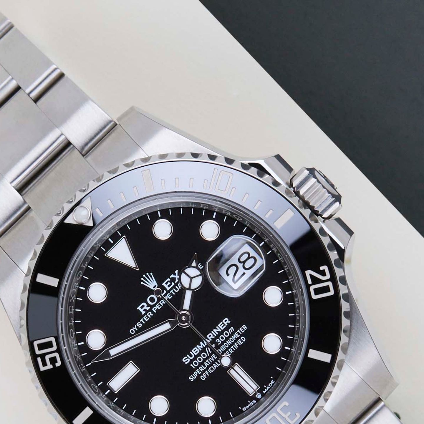 Rolex Submariner Date 126610LN (2026) - Black dial 41 mm Steel case (3/8)