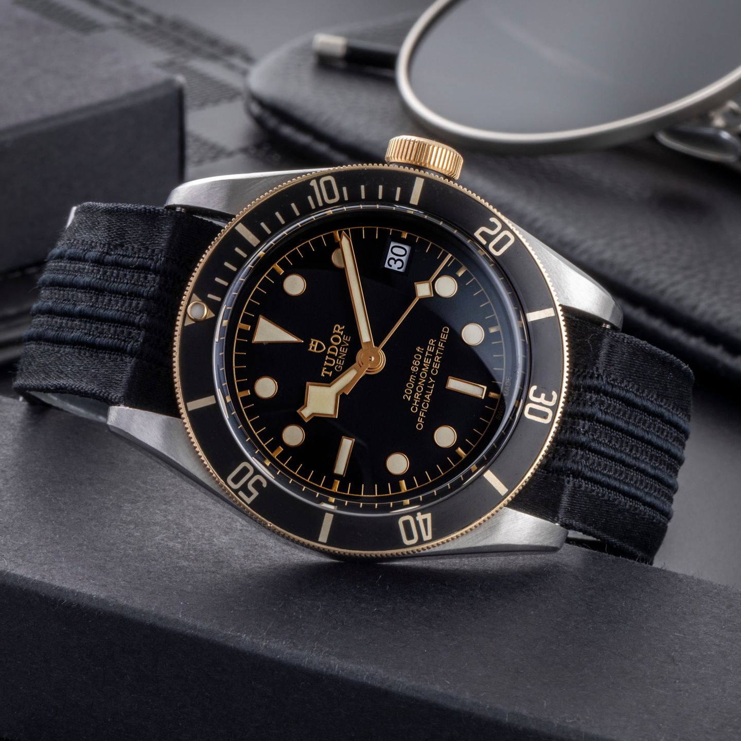 Tudor Black Bay S&G 79733N (2020) - Black dial 41 mm Steel case (2/8)