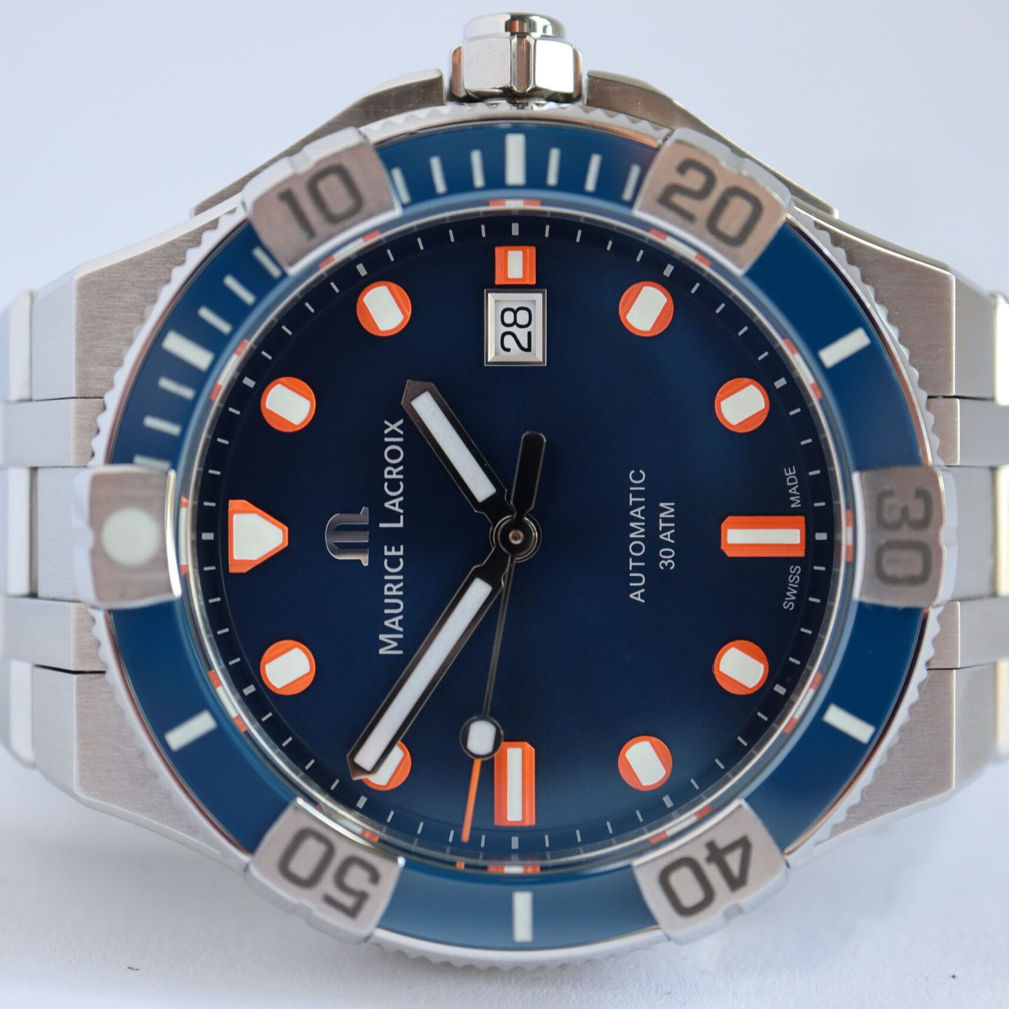 Maurice Lacroix Aikon A16058-SS002-431-1 (2023) - Blue dial 43 mm Steel case (2/8)