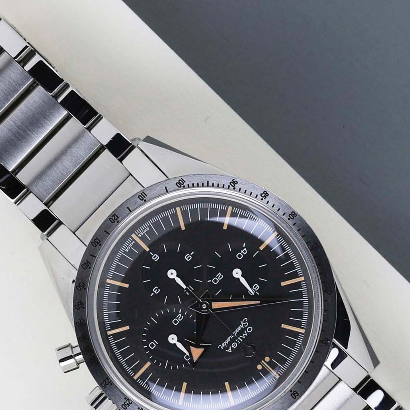 Omega Speedmaster Professional Moonwatch 311.10.39.30.01.001 - (4/8)