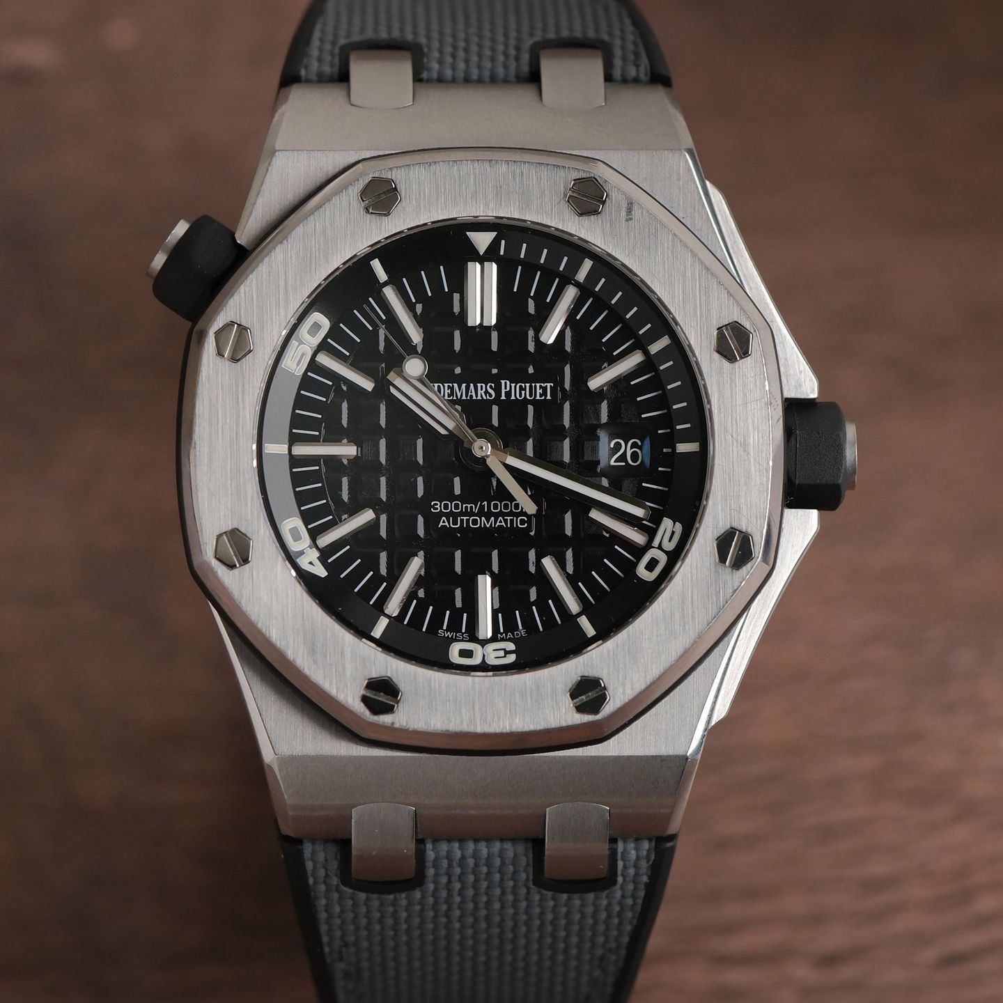 Audemars Piguet Royal Oak Offshore Diver 15703ST - (5/21)