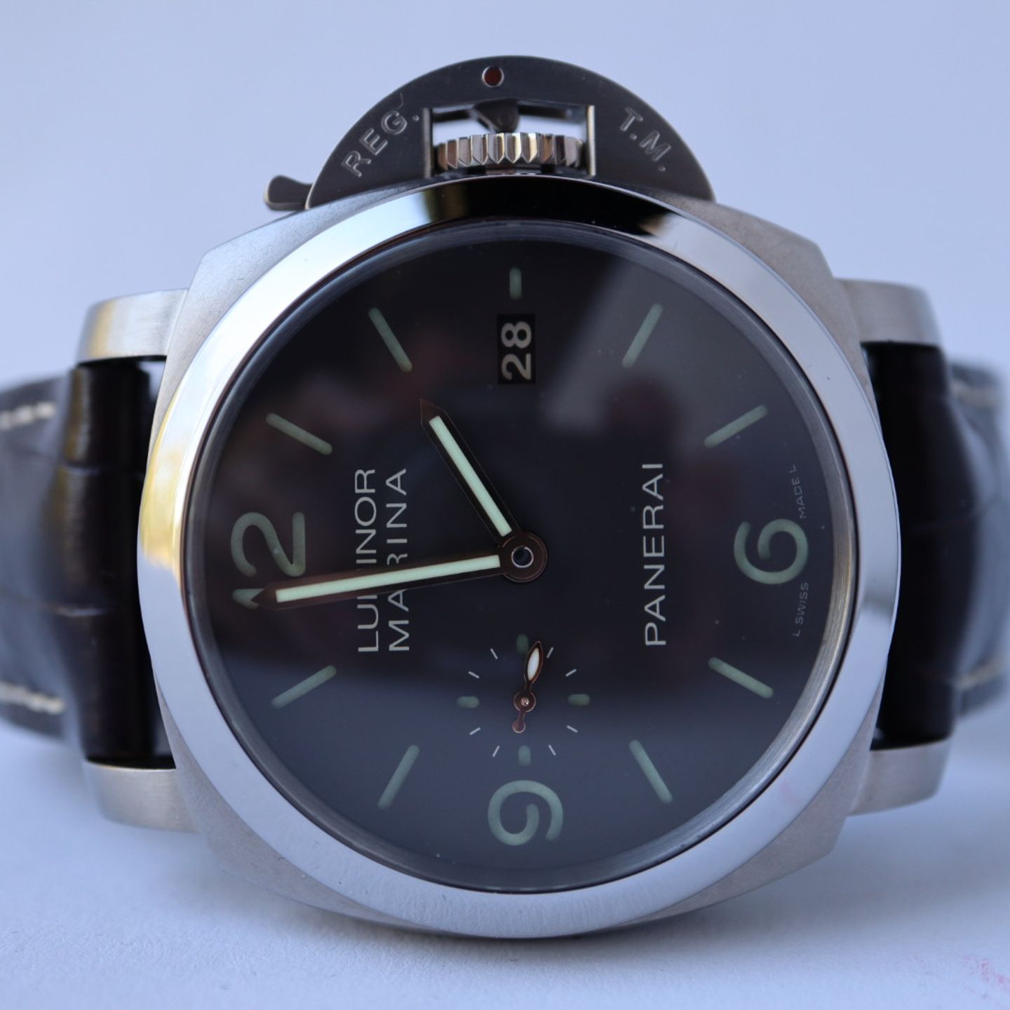 Panerai Luminor Marina 1950 3 Days Automatic PAM00351 (Unknown (random serial)) - Brown dial 44 mm Titanium case (2/8)
