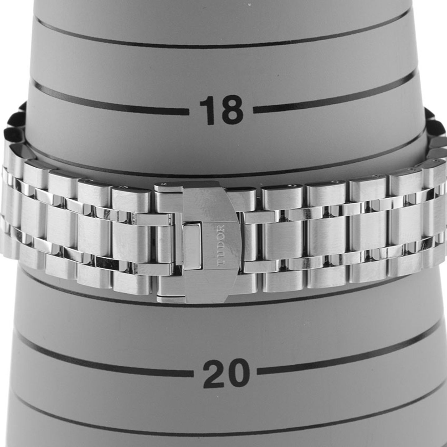 Tudor Royal 28600 (2026) - Zwart wijzerplaat 41mm Staal (8/8)