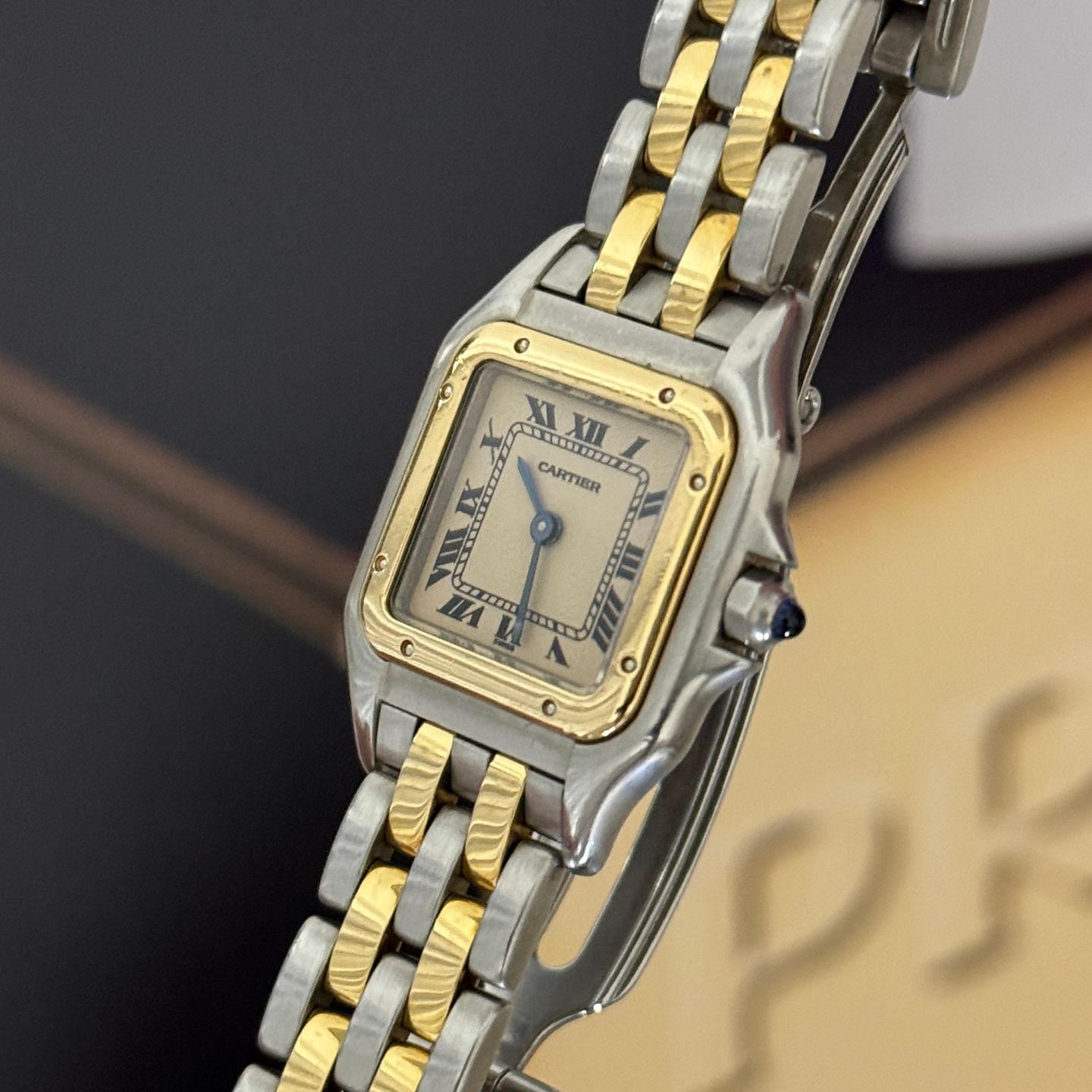 Cartier Panthère 1057917 (1991) - Champagne wijzerplaat 24mm Goud/Staal (1/7)