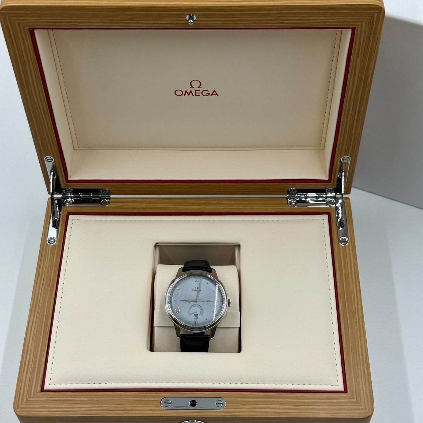 Omega De Ville 434.13.41.21.03.001 - (4/8)