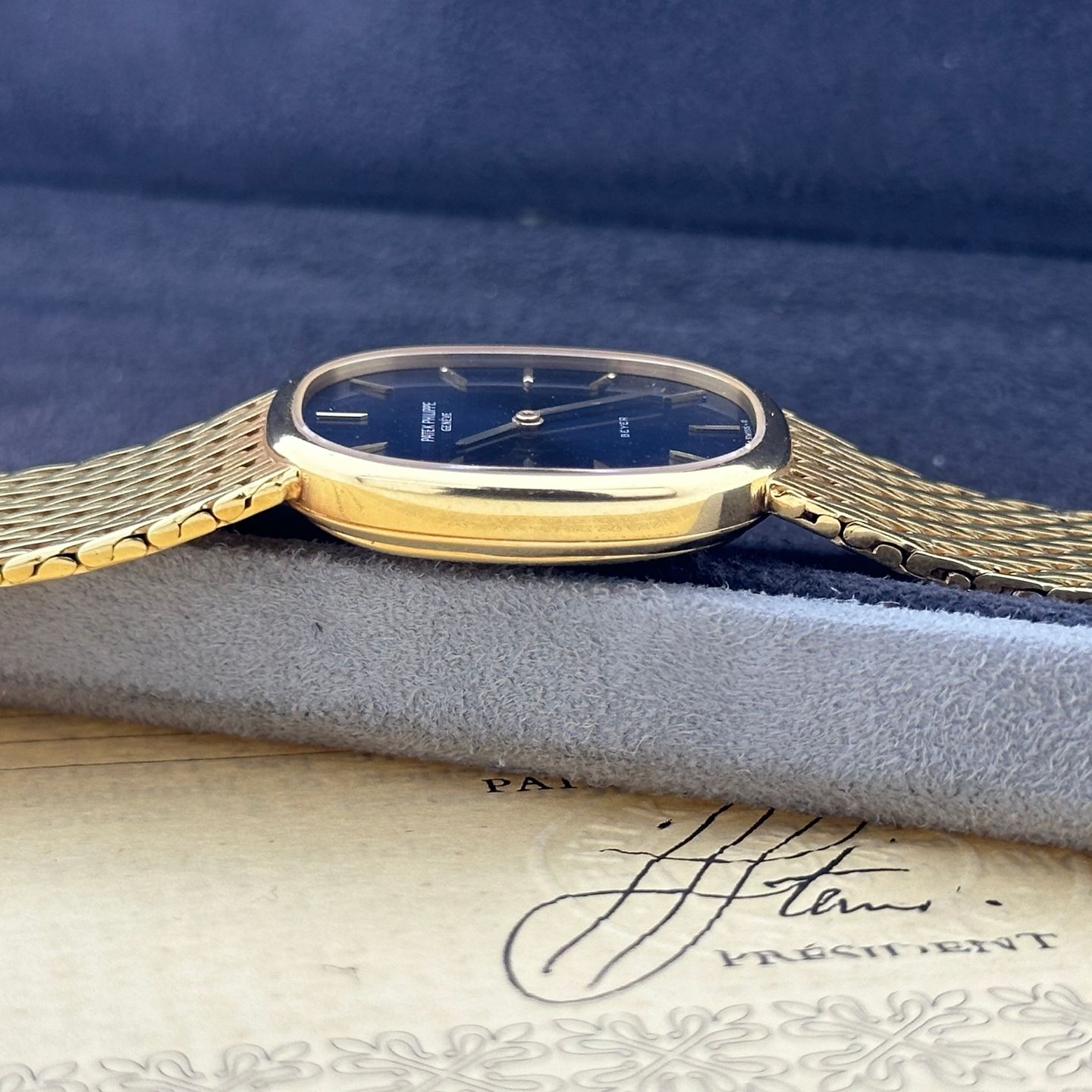 Patek Philippe Golden Ellipse 4226 (1984) - 23mm Geelgoud (4/8)