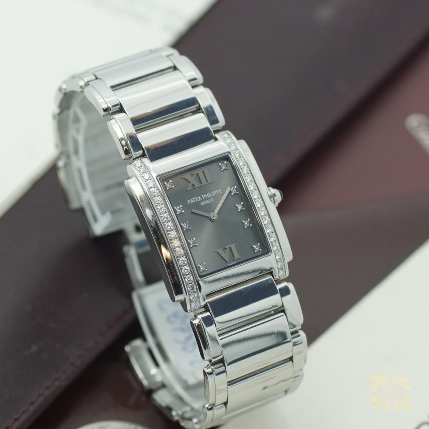 Patek Philippe Twenty~4 4910/10A-010 (2000) - Grijs wijzerplaat 25mm Staal (1/8)
