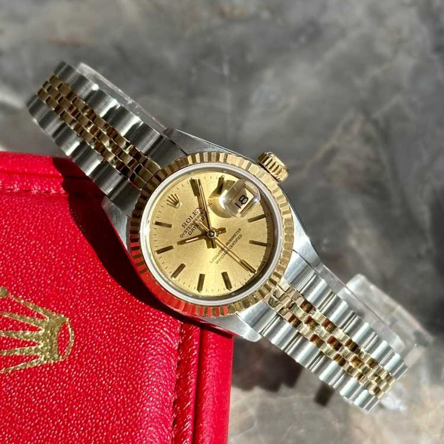Rolex Lady-Datejust 69173 (1993) - Gold dial 26 mm Gold/Steel case (3/8)