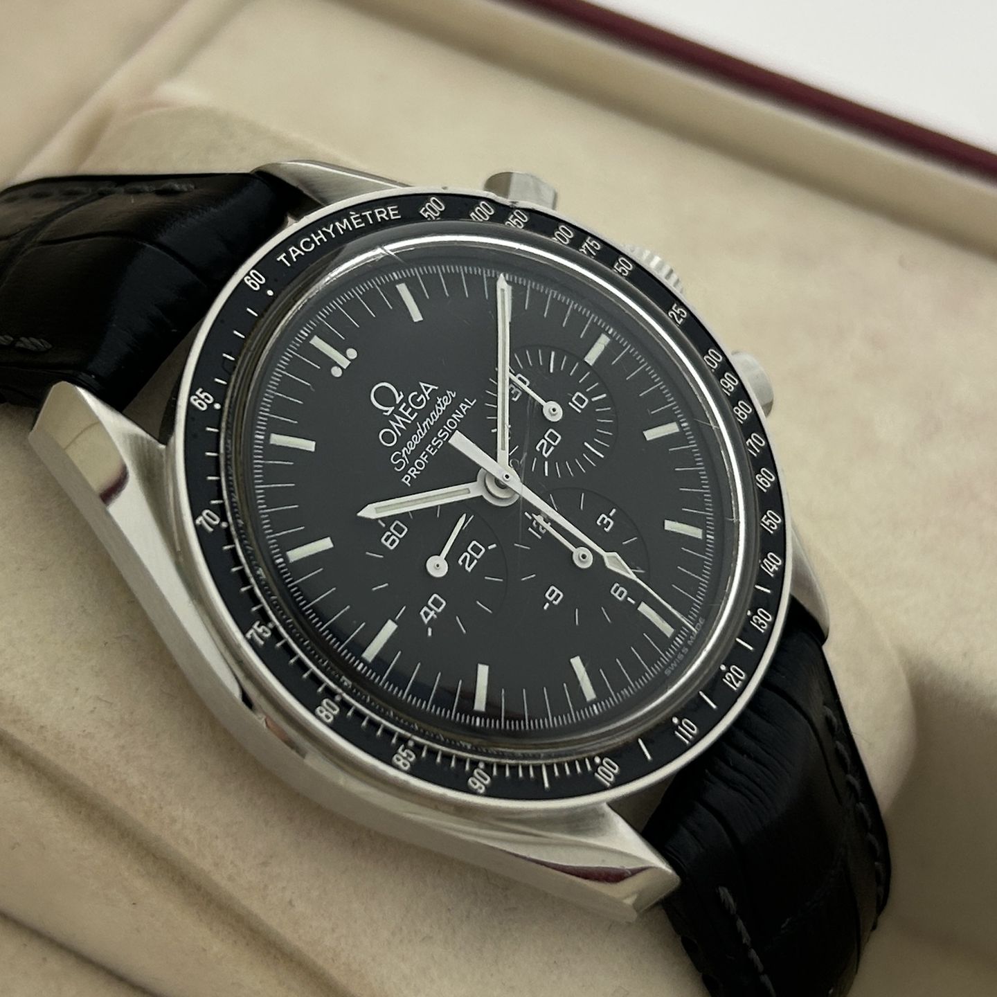 Omega Speedmaster Professional Moonwatch 3570.50.00 (2000) - Black dial 42 mm Steel case (8/8)