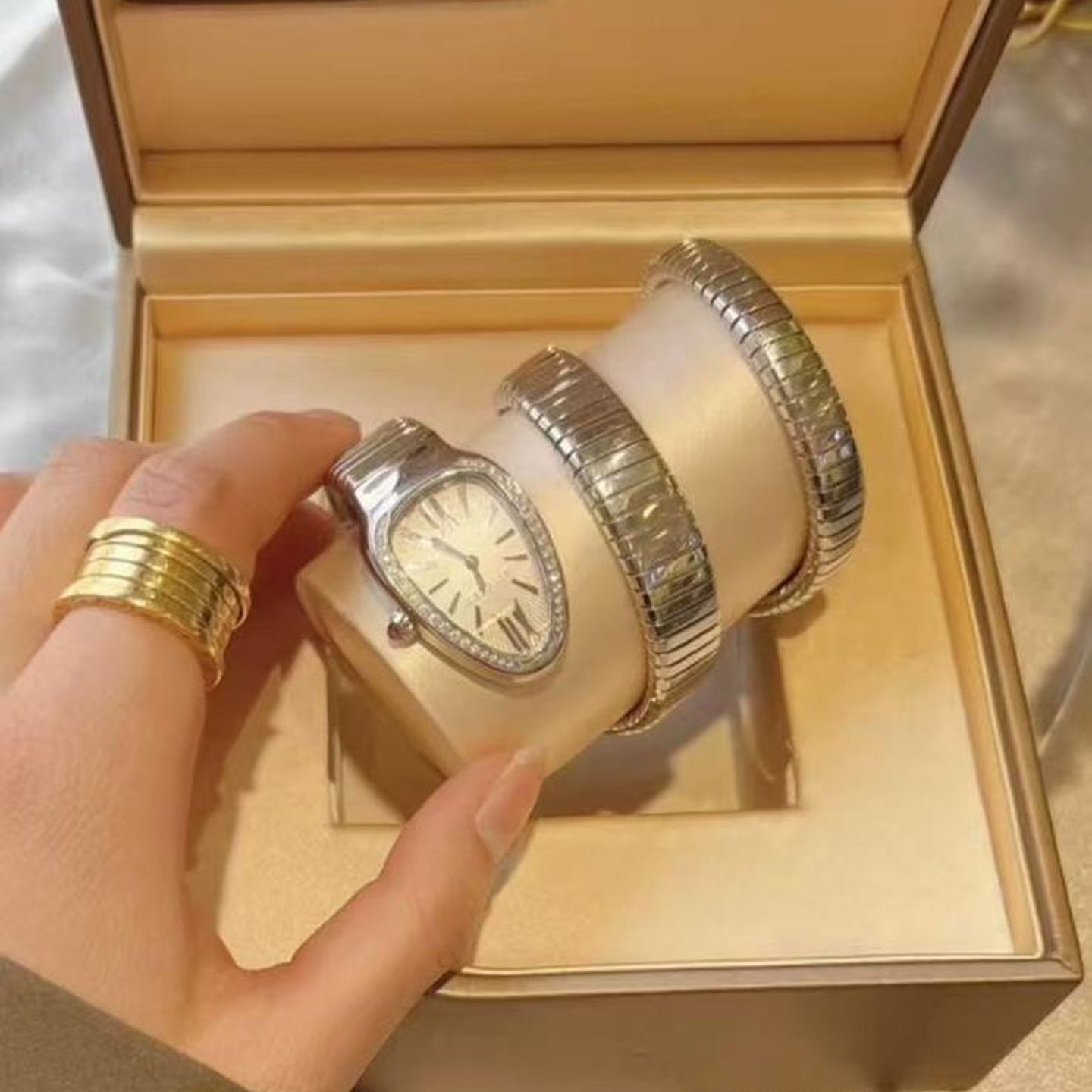 Bulgari Serpenti 101910 - (3/4)