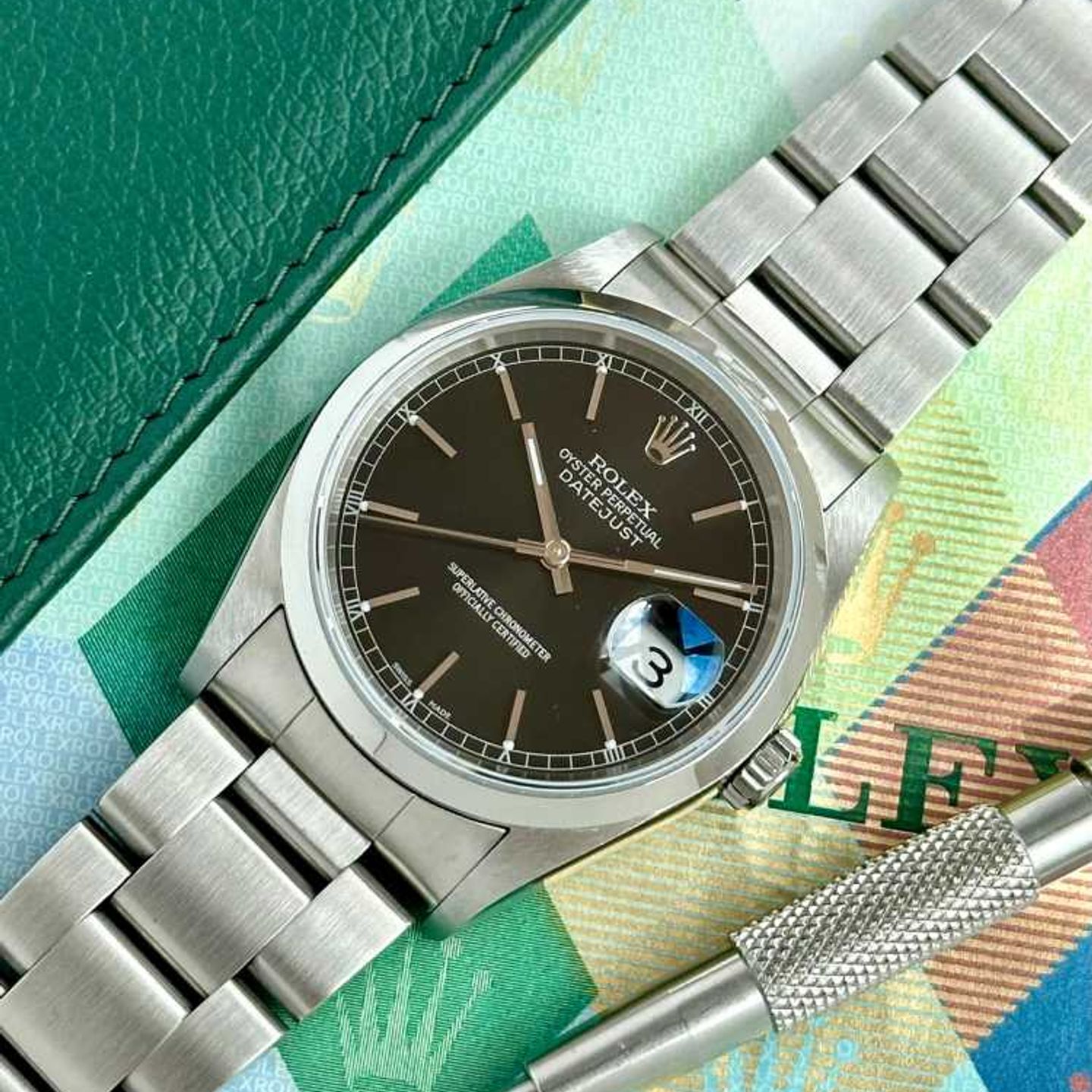 Rolex Datejust 36 16200 (2004) - Zwart wijzerplaat 36mm Staal (6/8)