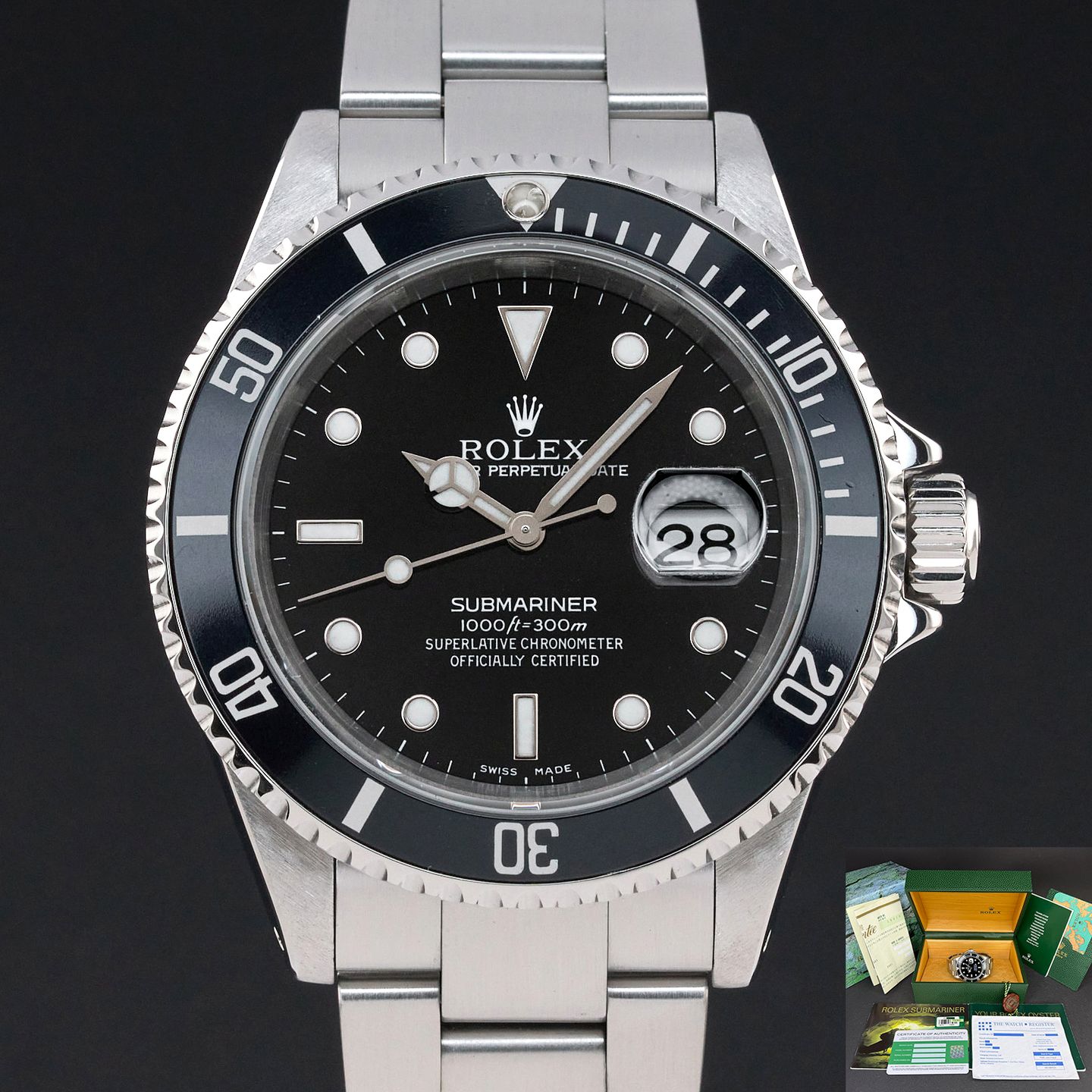 Rolex Submariner Date 16610 (2000) - Black dial 40 mm Steel case (1/8)