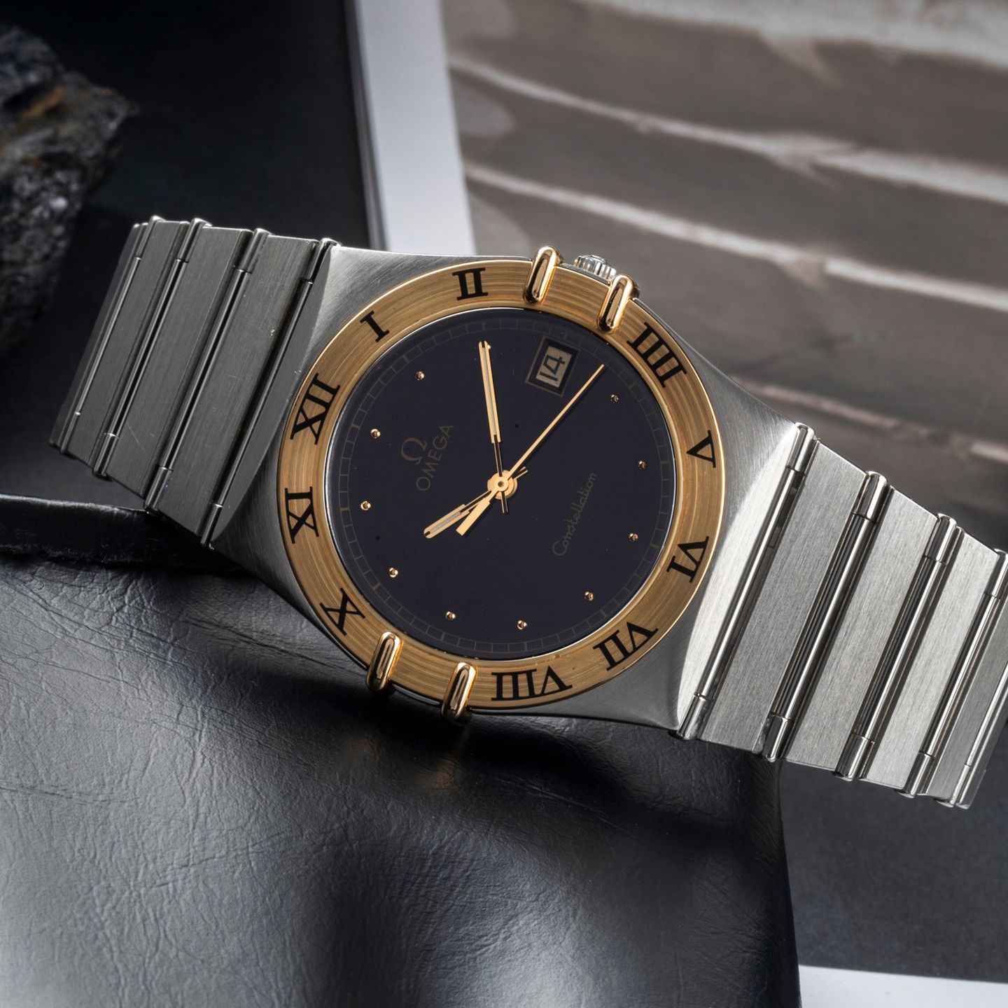 Omega Constellation Day-Date 396.1070.1 (1991) - Black dial 32 mm Steel case (2/8)