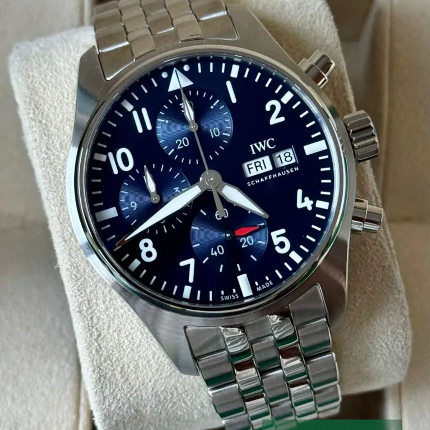 IWC Pilot Chronograph IW388102 - (1/7)