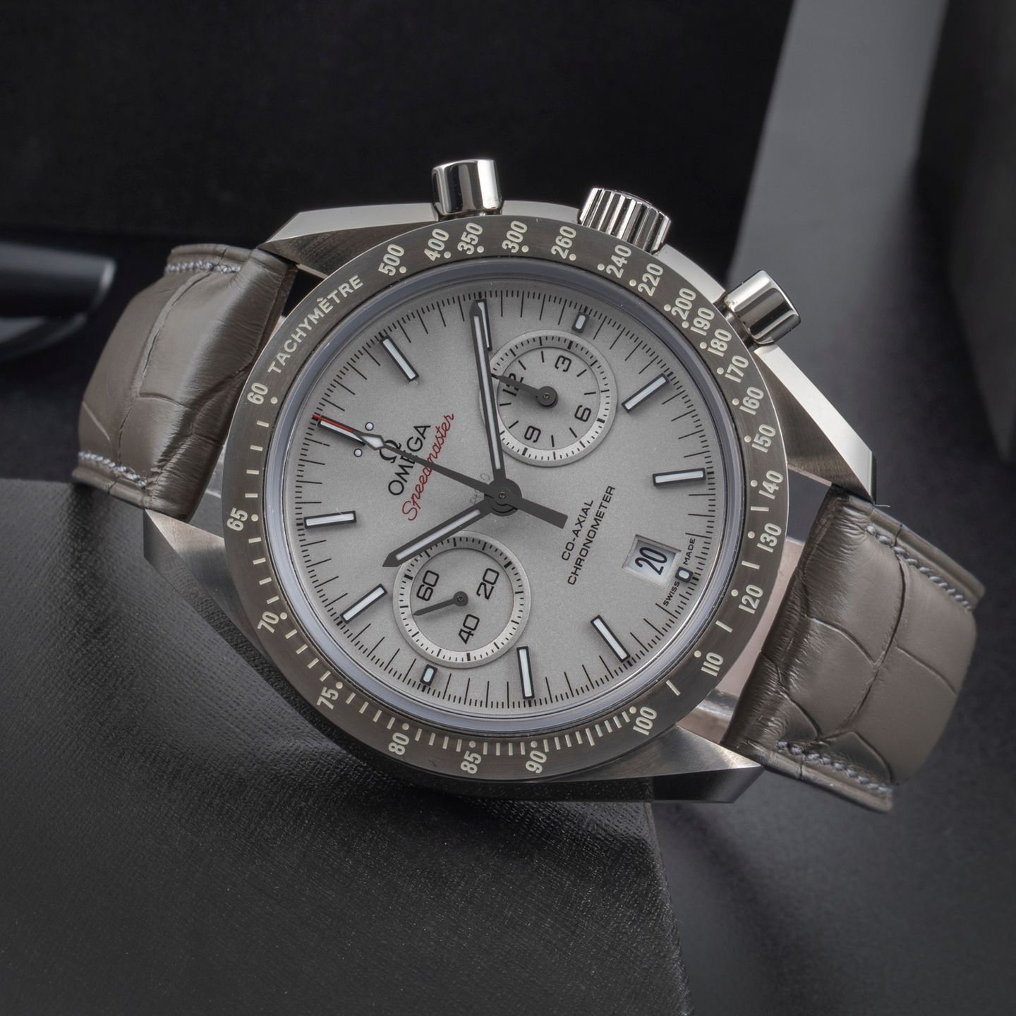 Omega Speedmaster 311.93.44.51.99.001 - (2/8)