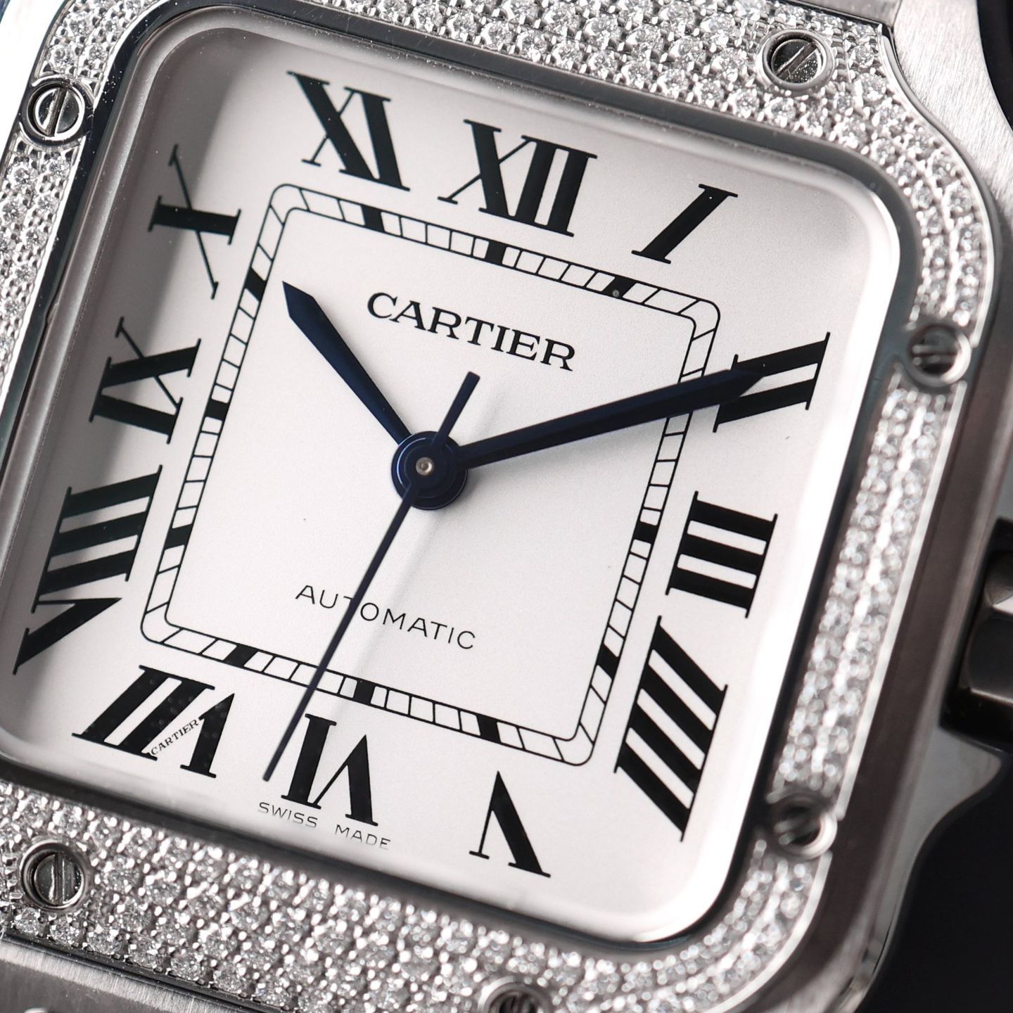 Cartier Santos W4SA0005 (2023) - Silver dial 42 mm Steel case (2/3)