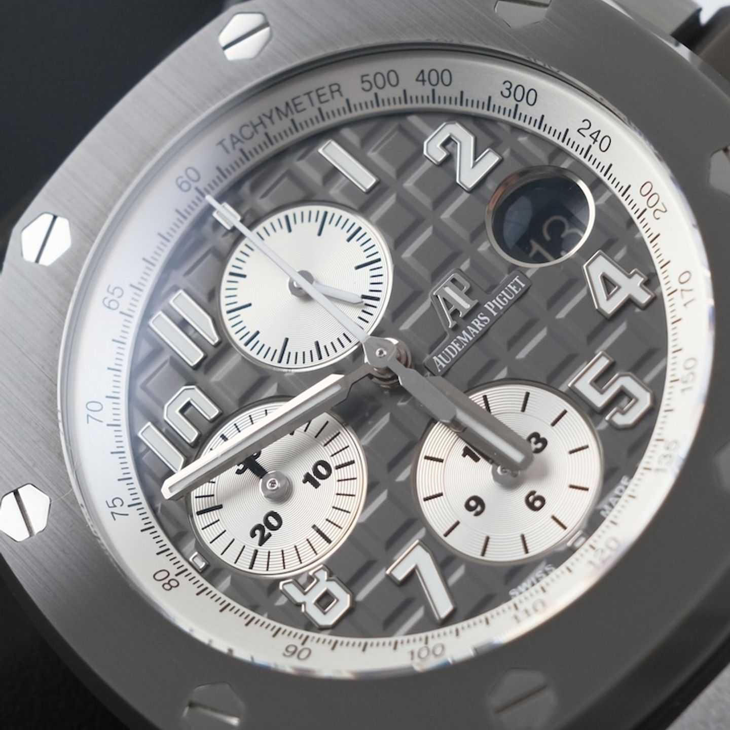 Audemars Piguet Royal Oak Offshore Chronograph 26470IO.OO.A006CA.01 (2021) - Grey dial 42 mm Titanium case (5/8)