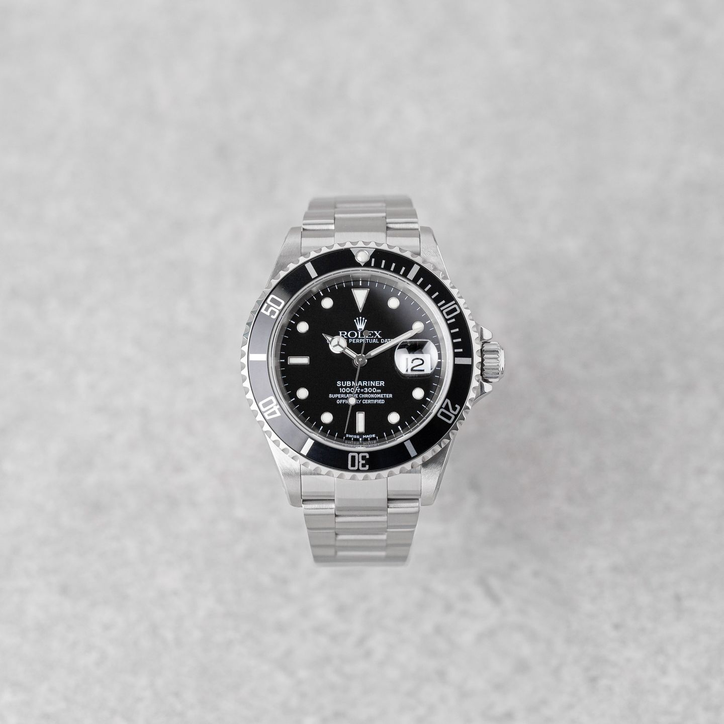 Rolex Submariner Date 16610 (2002) - Zwart wijzerplaat 40mm Staal (1/8)