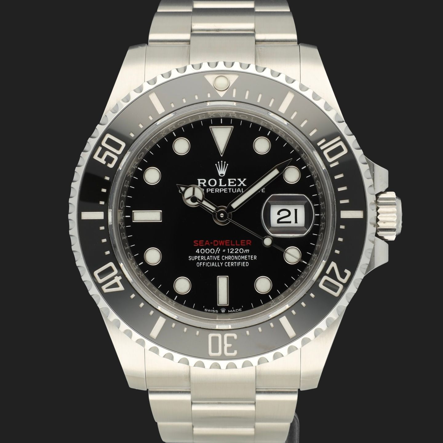 Rolex Sea-Dweller 126600 (2020) - Black dial 43 mm Steel case (2/8)