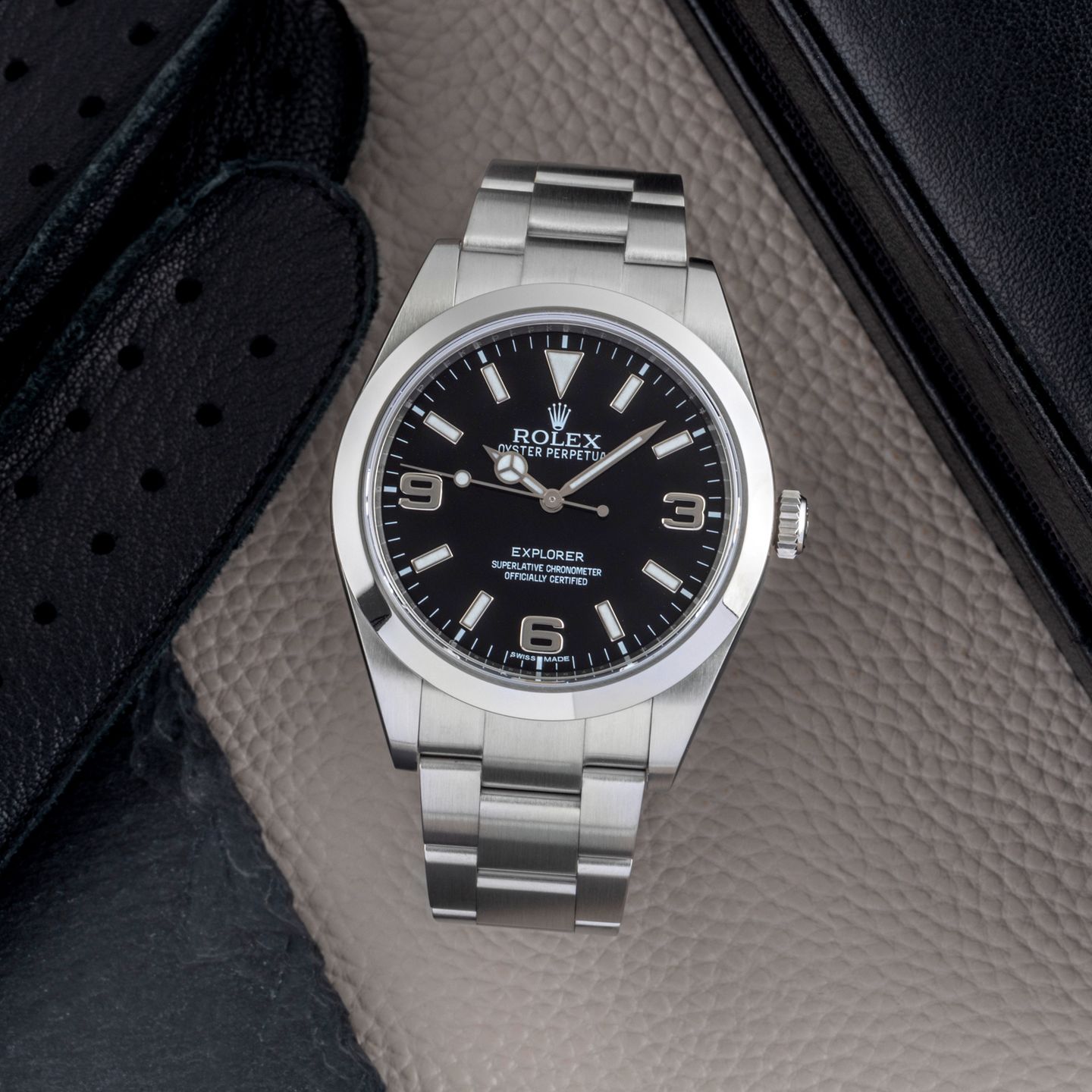 Rolex Explorer 214270 - (1/8)