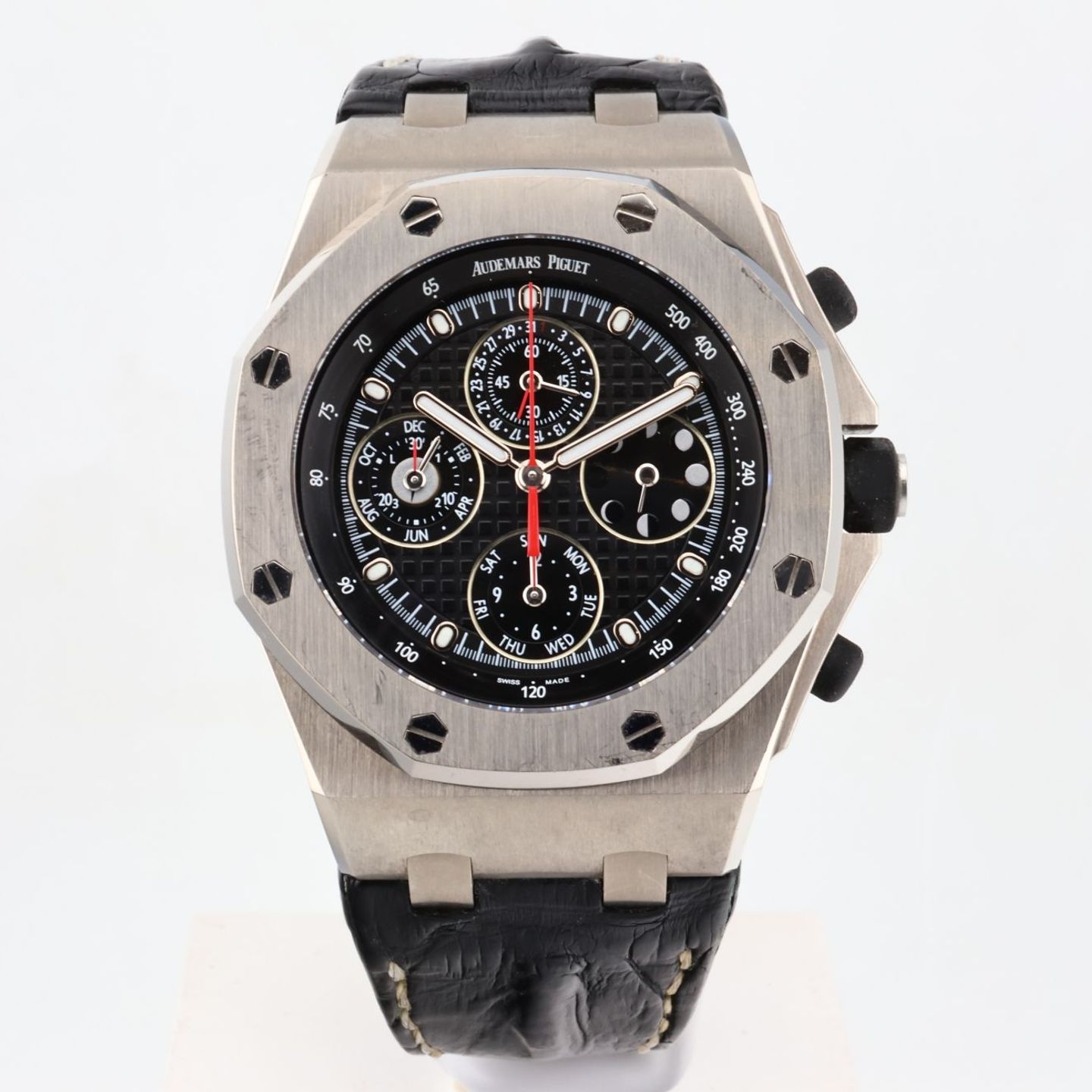 Audemars Piguet Royal Oak Offshore Chronograph 26209TI.OO.D101CR.01 - (1/16)
