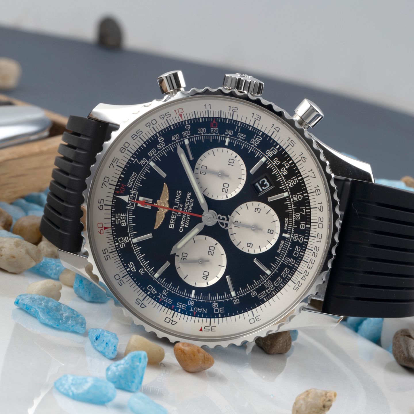 Breitling Navitimer 01 (46 MM) AB012721/BD09 (Onbekend (willekeurig serienummer)) - Zwart wijzerplaat 46mm Staal (2/8)