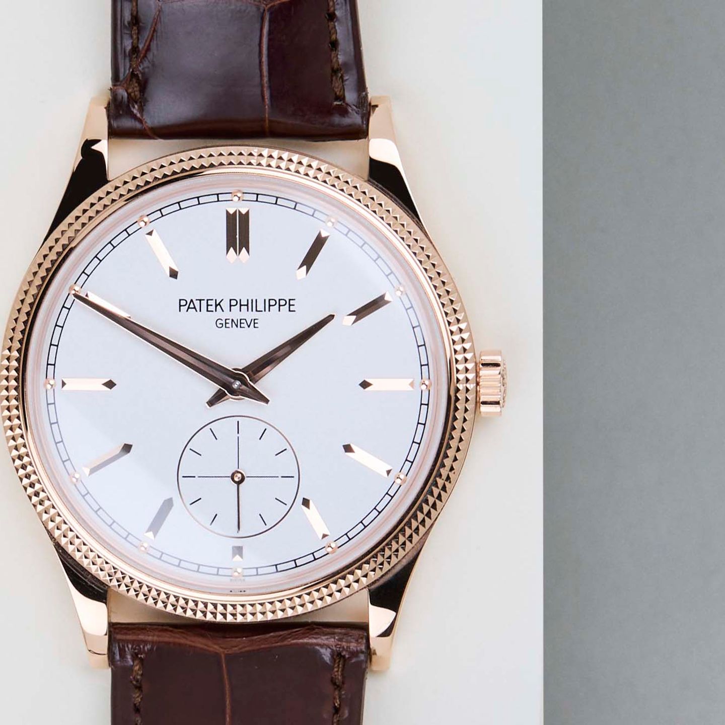 Patek Philippe Calatrava 6119R-001 (2026) - Silver dial 39 mm Rose Gold case (5/8)