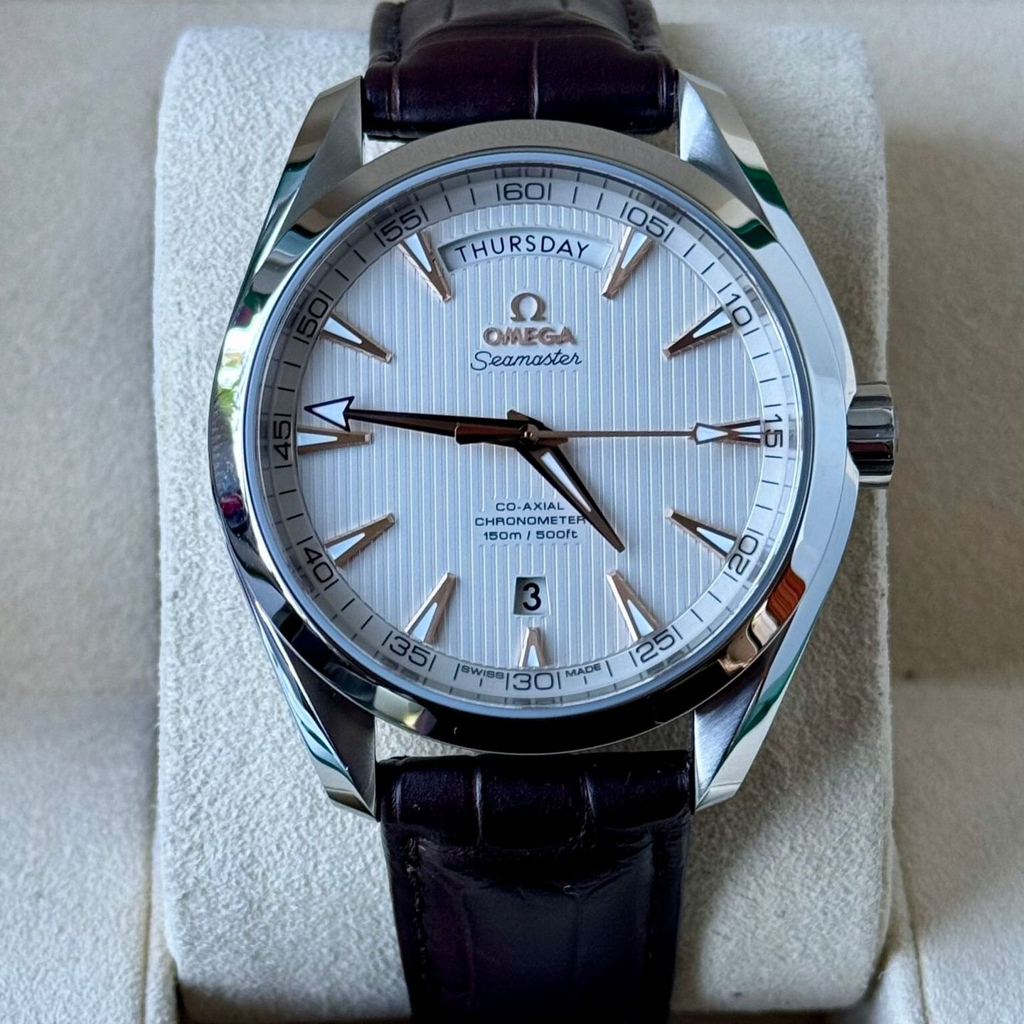 Omega Seamaster Aqua Terra 231.13.42.22.02.001 (2024) - Zilver wijzerplaat 42mm Staal (2/7)