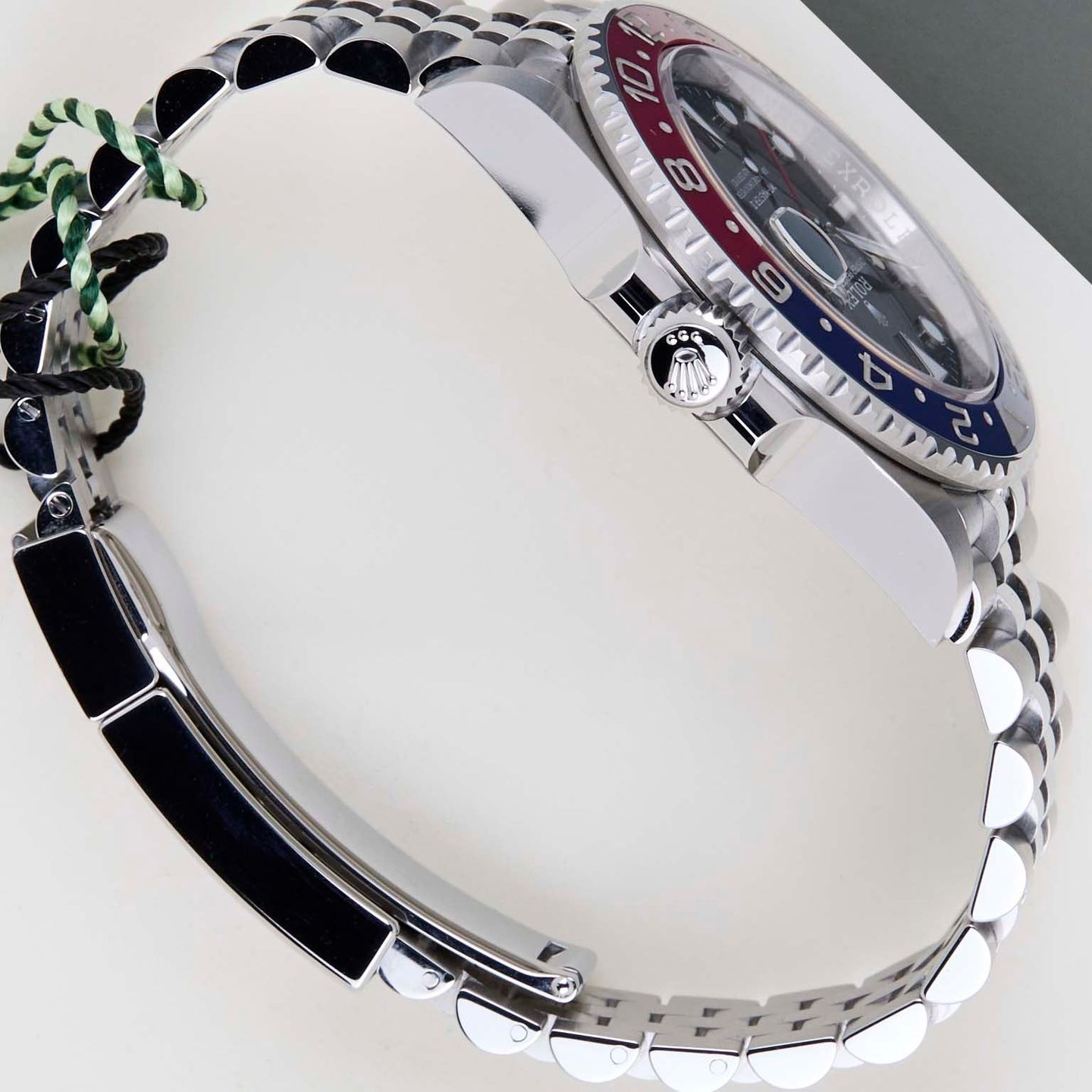 Rolex GMT-Master II 126710BLRO (2025) - Black dial 40 mm Steel case (7/8)