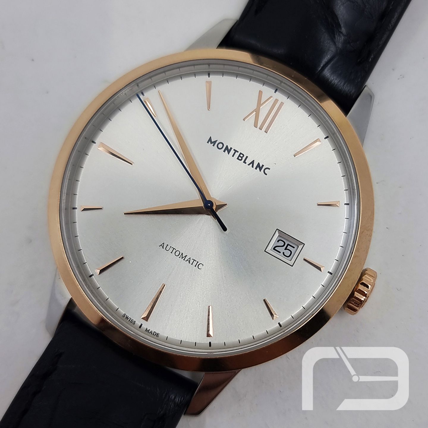 Montblanc Heritage Spirit 111624 (2024) - Zilver wijzerplaat 39mm Goud/Staal (1/8)