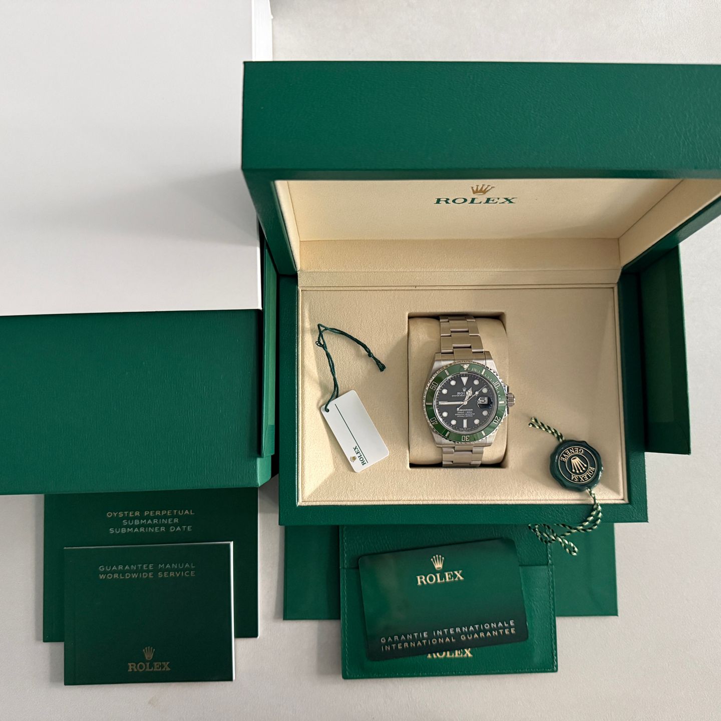 Rolex Submariner Date 126610LV - (2/7)