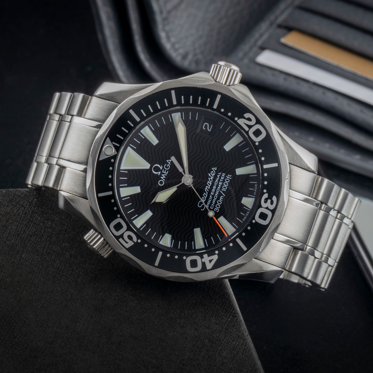 Omega Seamaster Diver 300 M 2252.50.00 - (2/8)