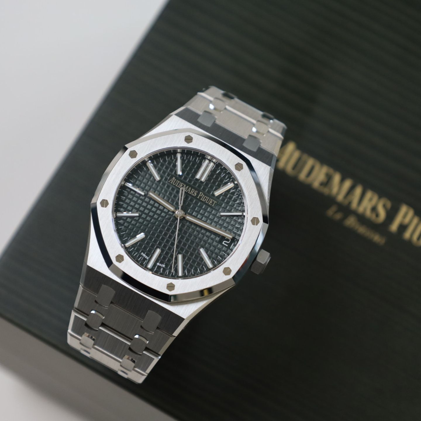 Audemars Piguet Royal Oak Selfwinding 15510st (2025) - Zwart wijzerplaat 41mm Staal (4/8)