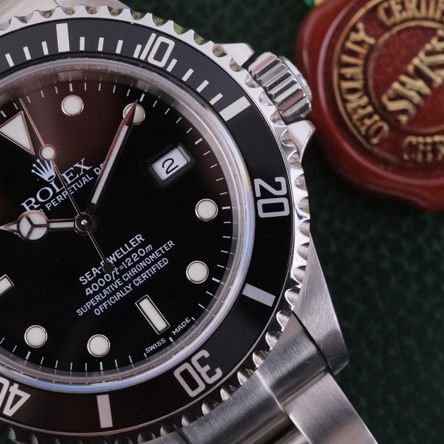Rolex Sea-Dweller 4000 16600 (2003) - Black dial 40 mm Steel case (4/8)