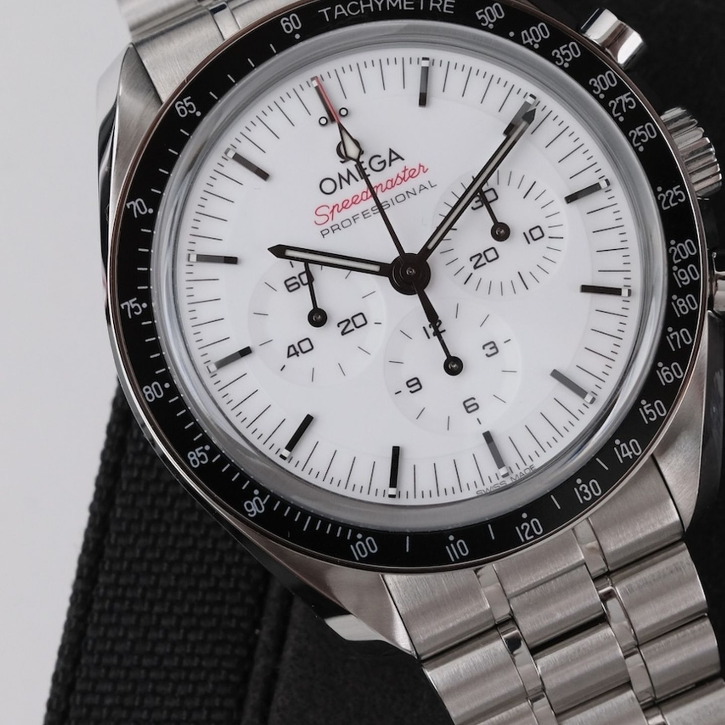 Omega Speedmaster Professional Moonwatch 310.30.42.50.04.001 - (4/8)