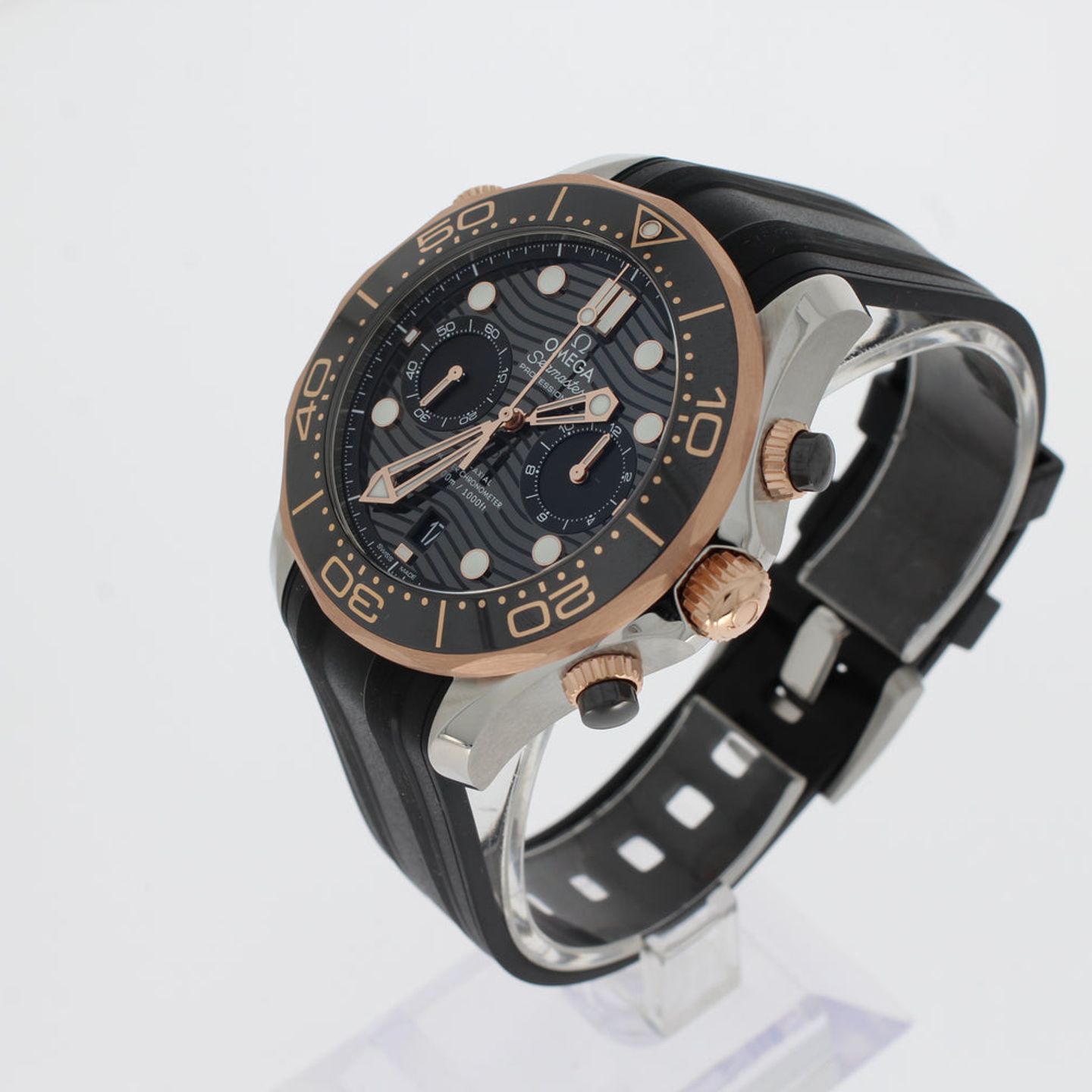 Omega Seamaster Diver 300 M 210.22.44.51.01.001 (2025) - Black dial 44 mm Steel case (2/5)