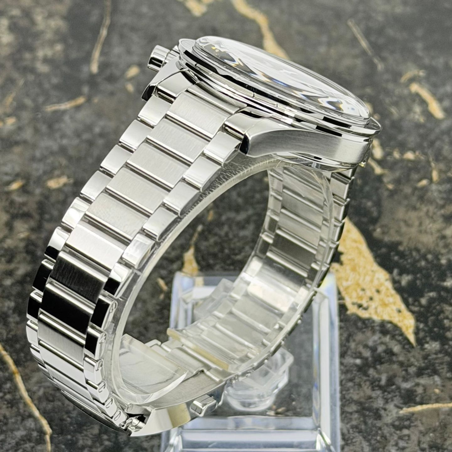 Omega Speedmaster 310.30.40.50.06.001 - (7/8)