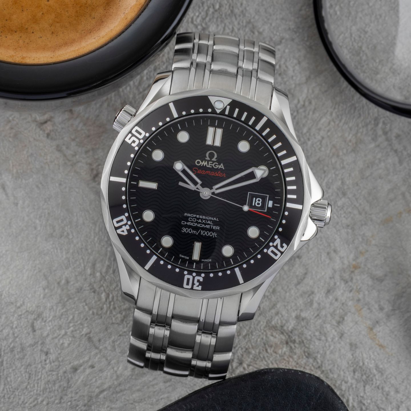 Omega Seamaster Diver 300 M 212.30.41.20.01.002 (Unknown (random serial)) - Black dial 41 mm Steel case (1/8)