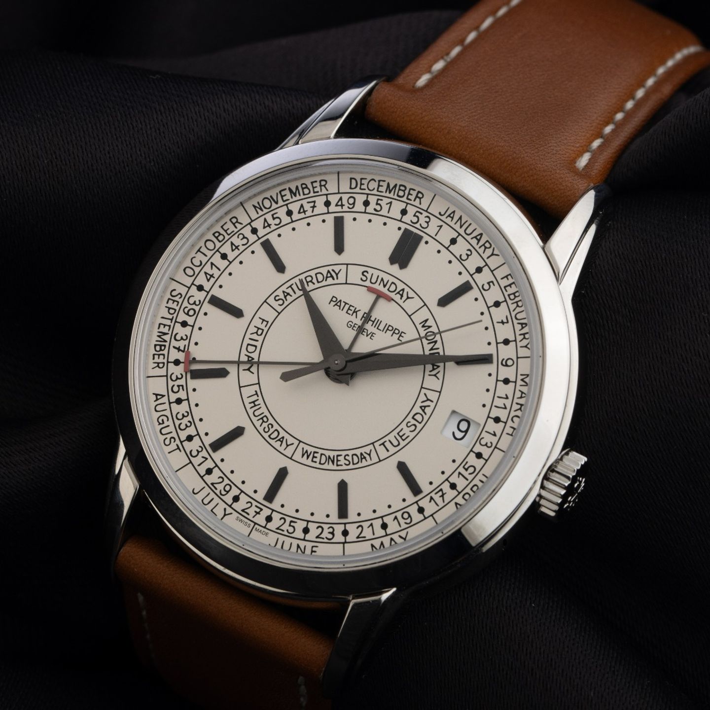 Patek Philippe Calatrava 5212A-001 (2022) - Silver dial 40 mm Steel case (3/7)