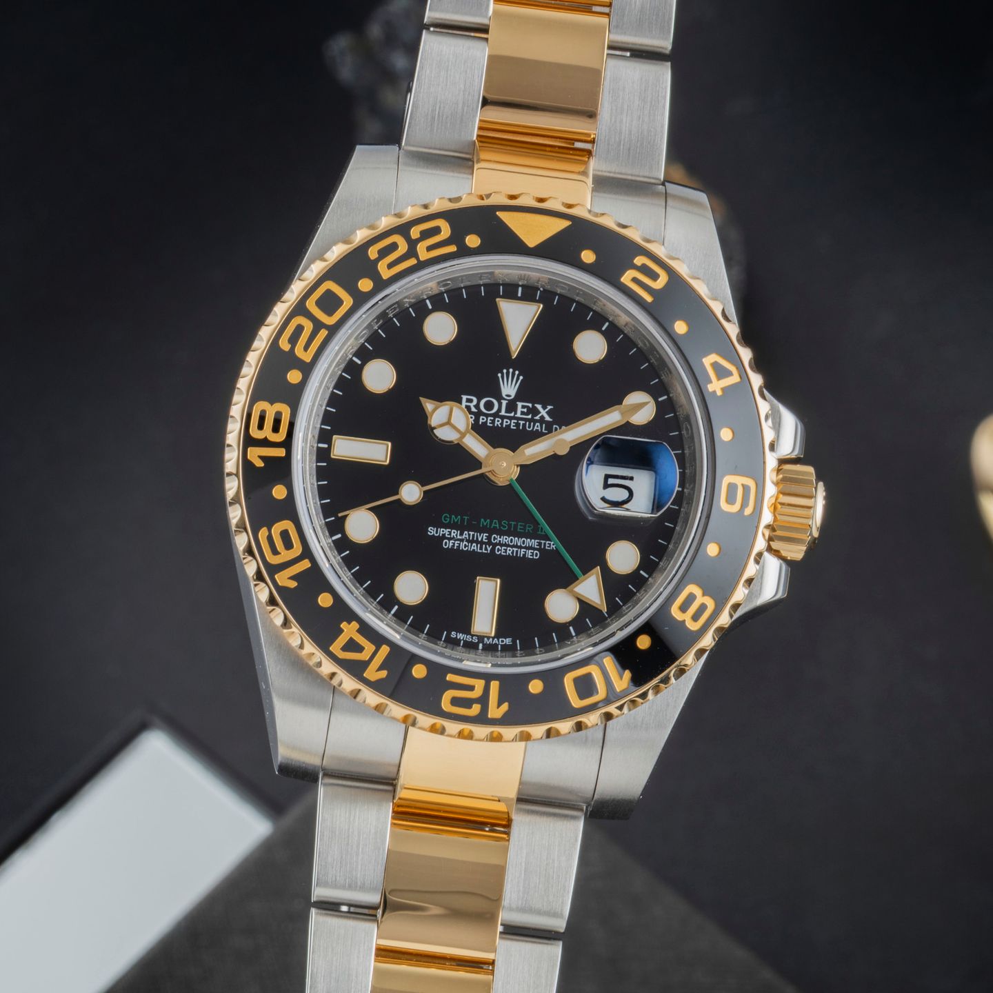 Rolex GMT-Master II 116713LN (Unknown (random serial)) - 40 mm Gold/Steel case (3/8)