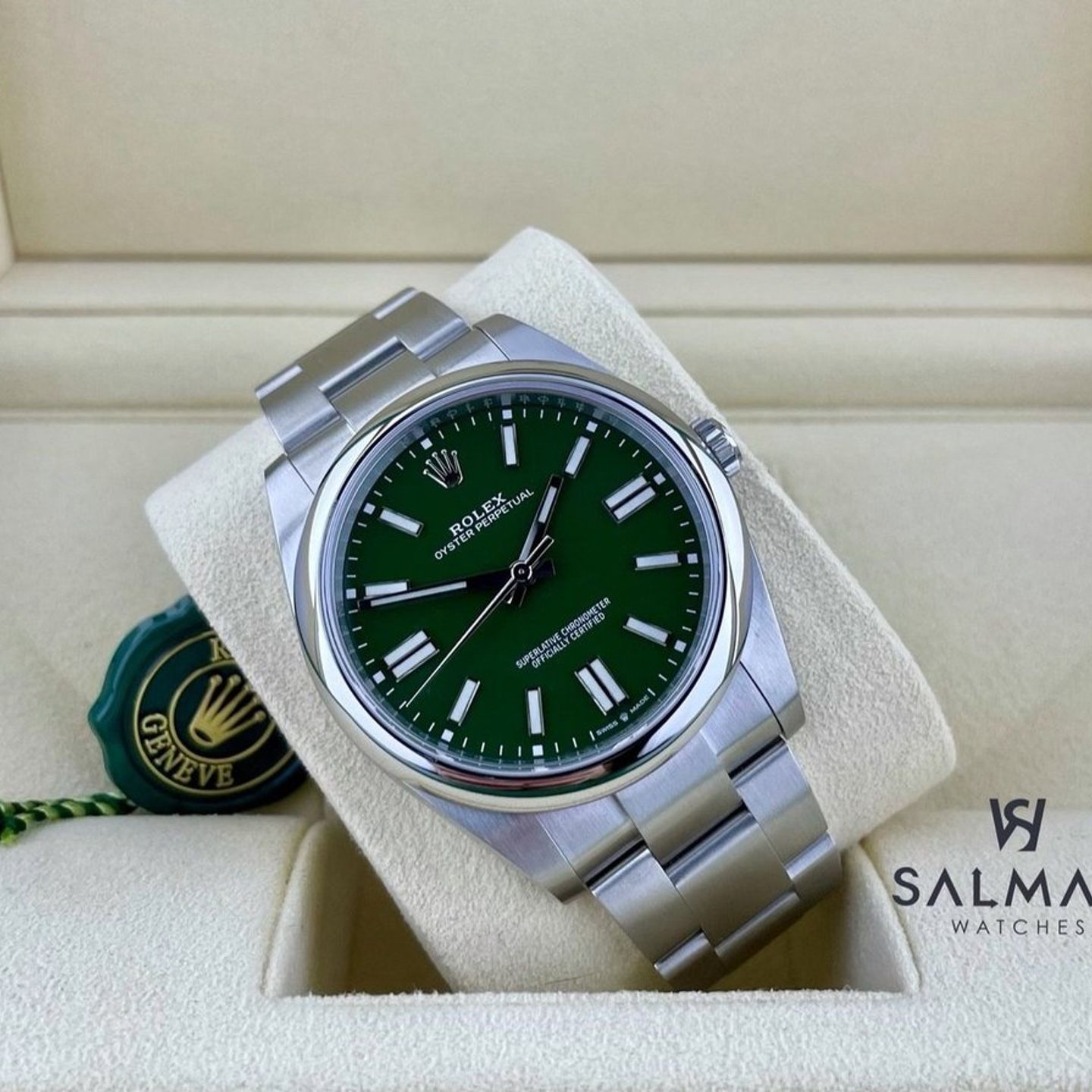 Rolex Oyster Perpetual 41 124300 (2023) - Green dial 41 mm Steel case (2/4)