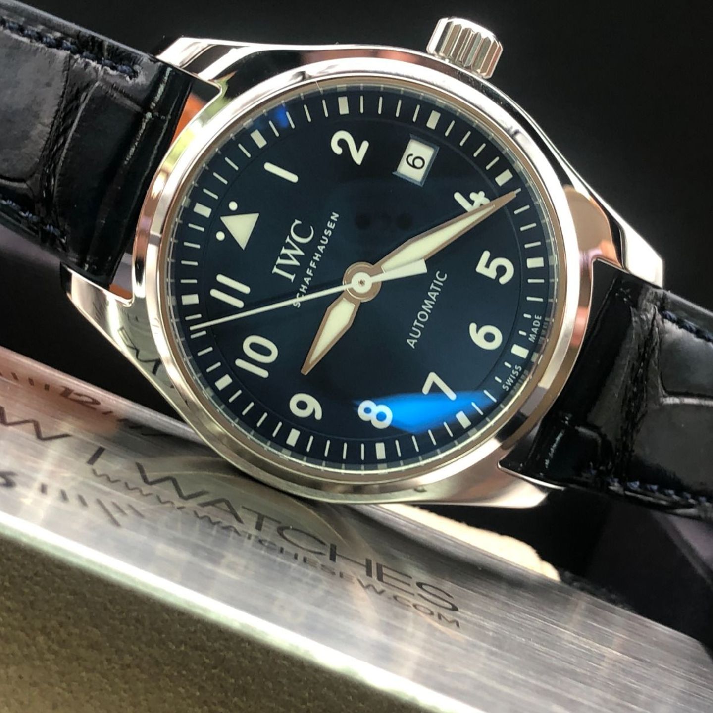 IWC Pilot's Watch Automatic 36 IW324008 (2022) - Blue dial 36 mm Steel case (7/8)