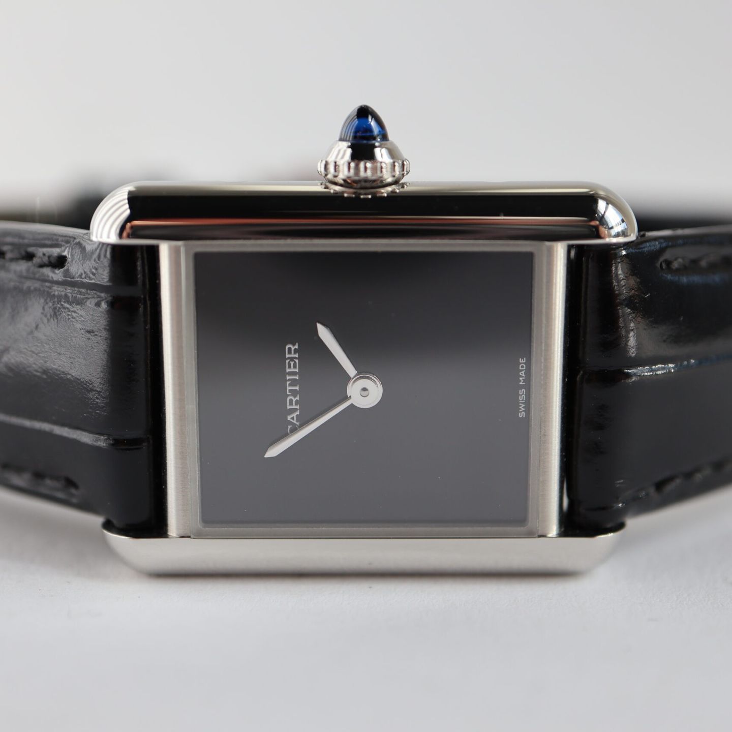 Cartier Tank WSTA0071 (2023) - Black dial 22 mm Steel case (2/8)