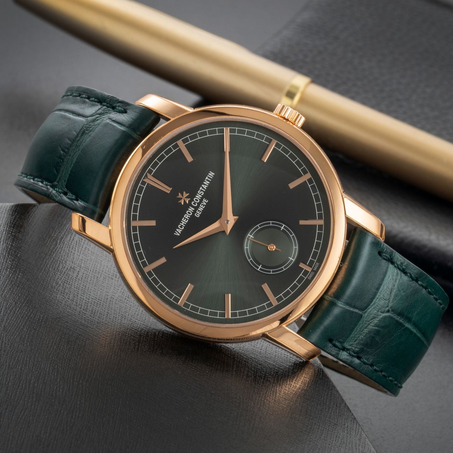 Vacheron Constantin Traditionnelle 82172/000R-H008 (Unknown (random serial)) - Green dial 38 mm Rose Gold case (2/8)