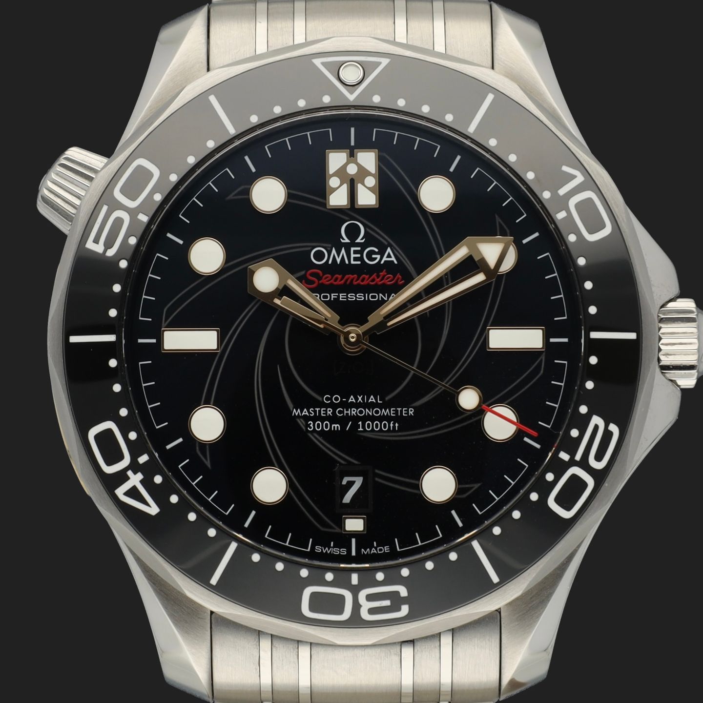 Omega Seamaster Diver 300 M 210.22.42.20.01.004 (2020) - Black dial 42 mm Steel case (2/8)