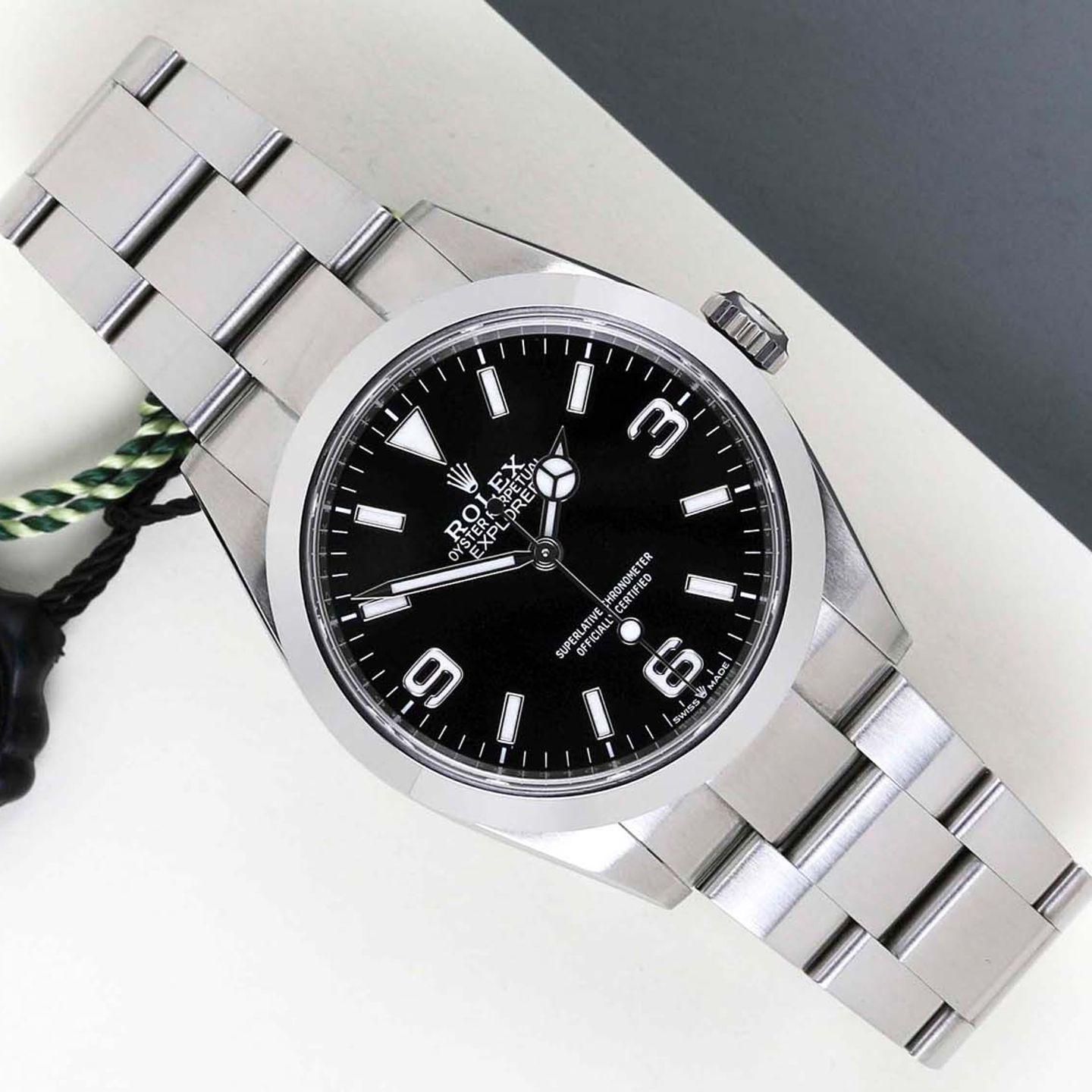 Rolex Explorer 224270 (2023) - Zwart wijzerplaat 40mm Staal (1/8)