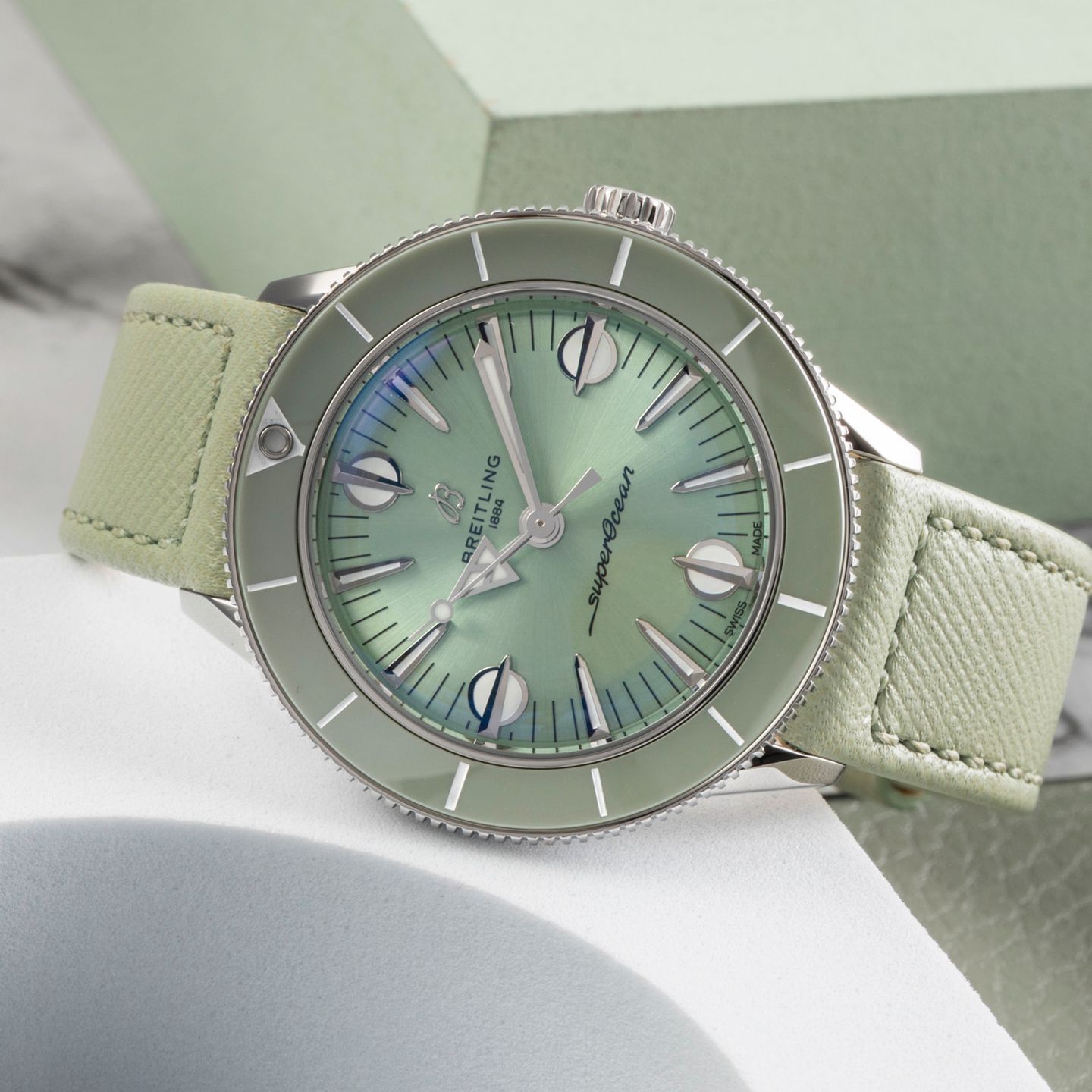 Breitling Superocean Heritage A10340161C1X1 (2021) - Blue dial 38 mm Steel case (2/8)